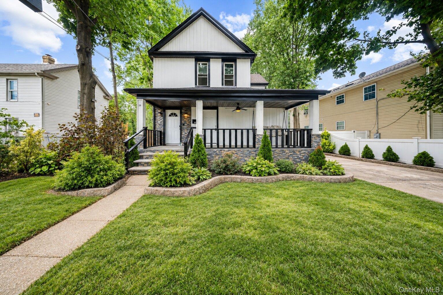 29 Elm Avenue, Hempstead NY 11550