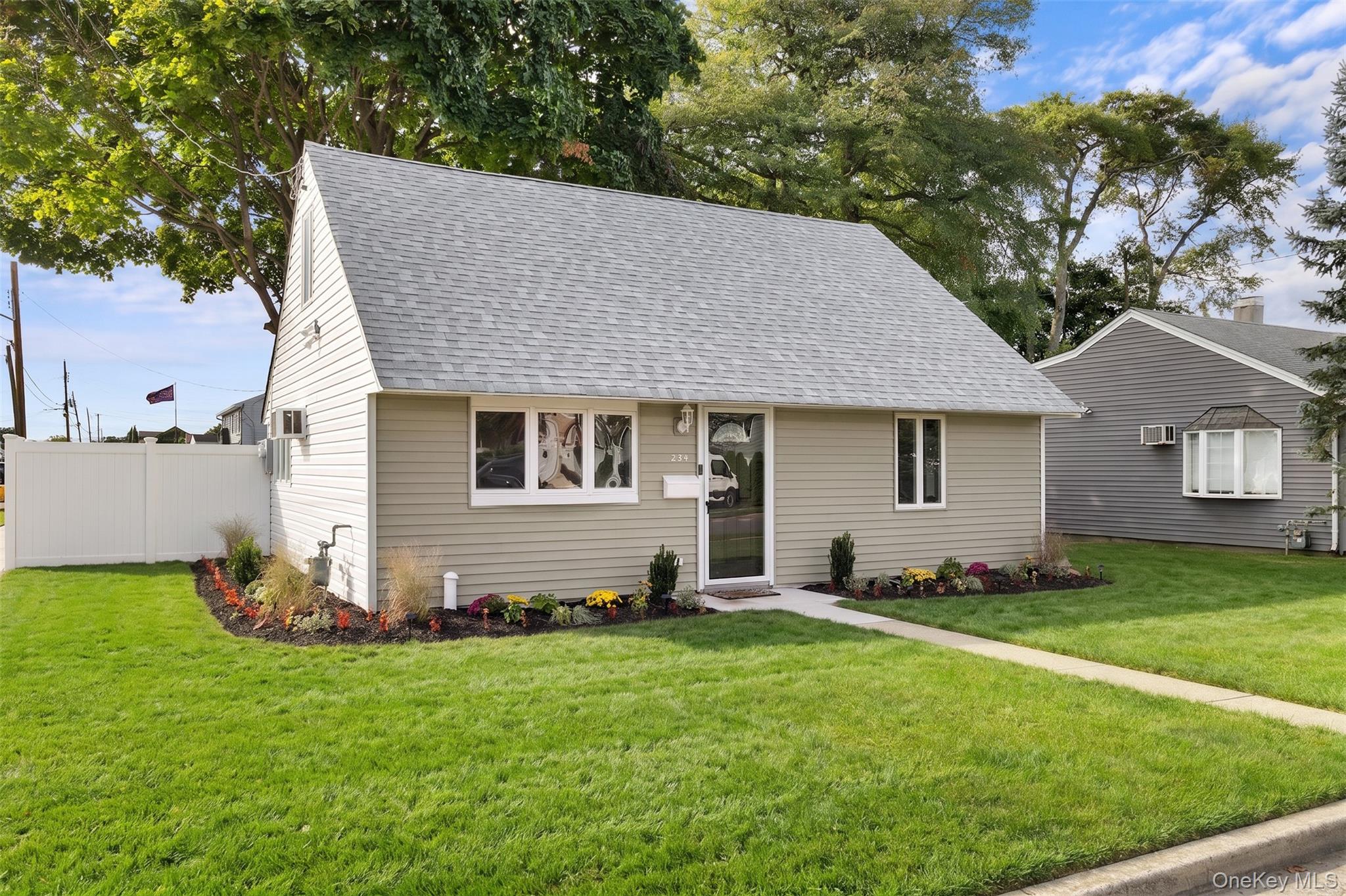 234 Division Avenue, Massapequa NY 11758