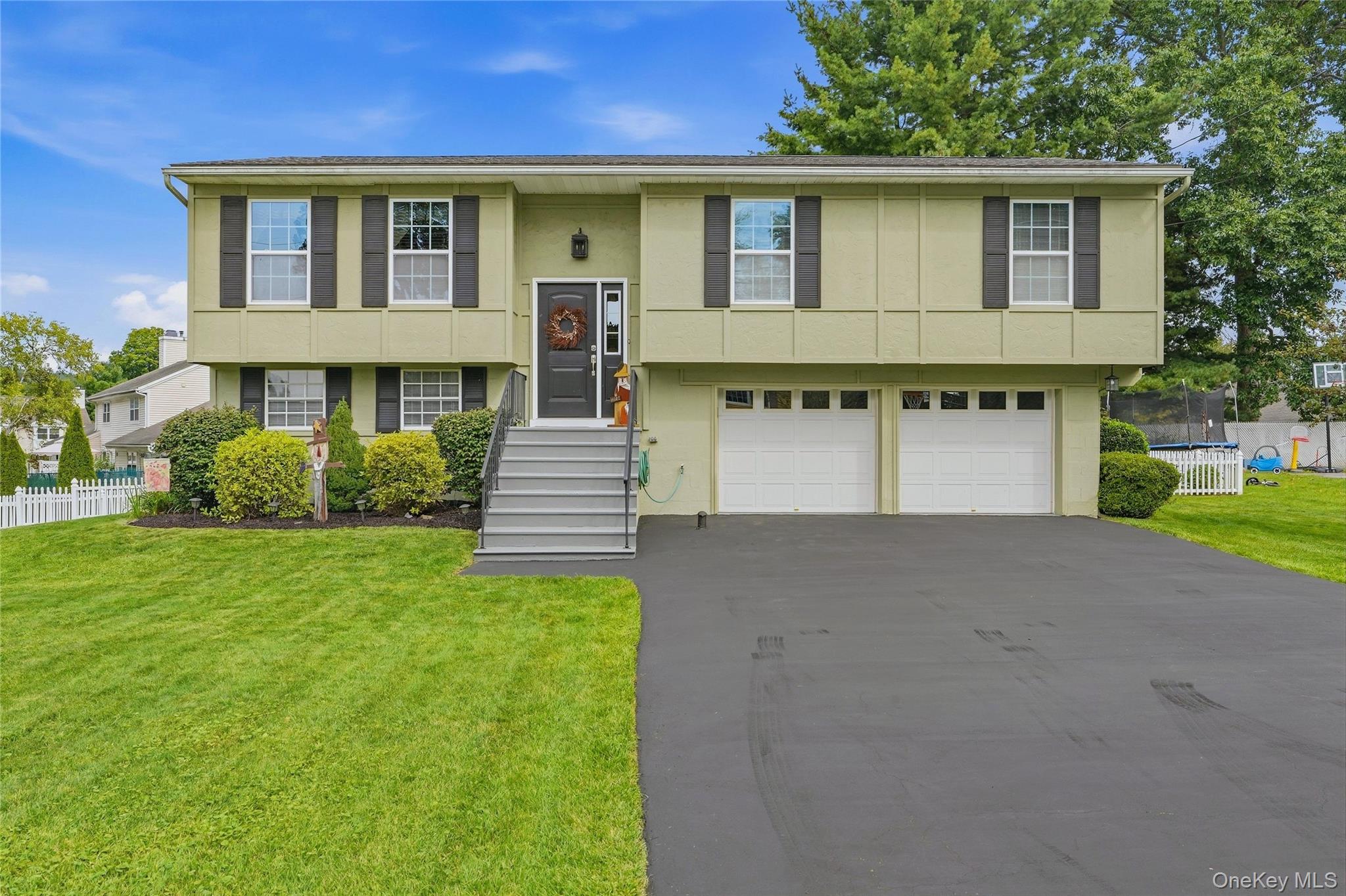 38 Genesee Avenue, Lake Katrine NY 12449