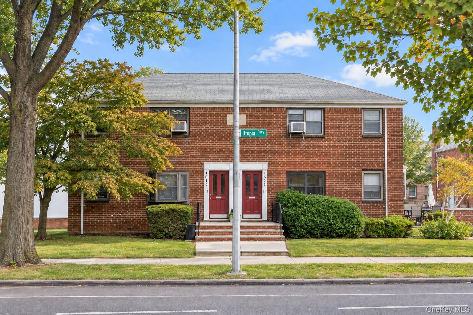 16-19 Utopia Parkway Unit 2-22, Whitestone NY 11357