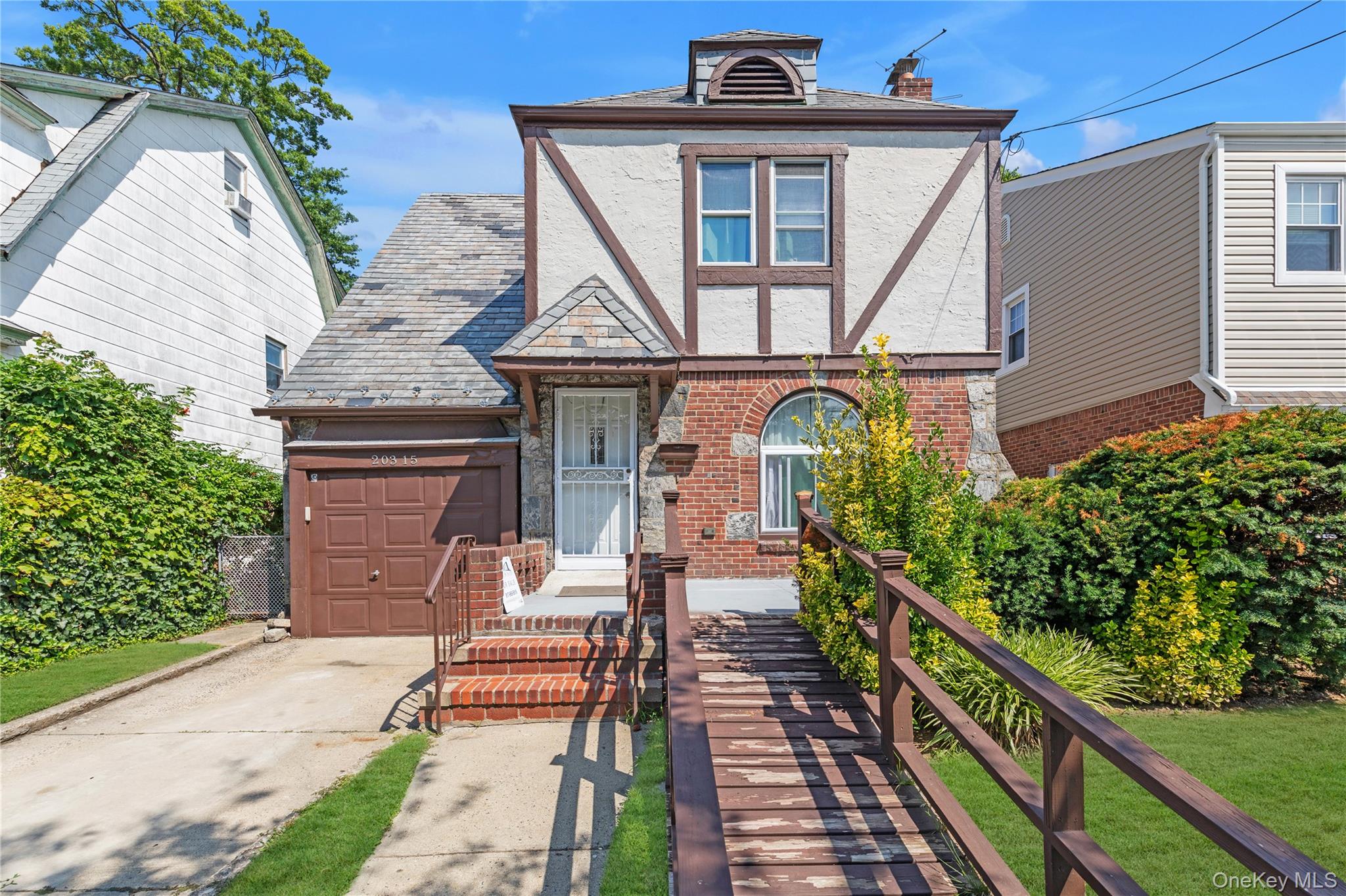 203-15 100th Avenue, Hollis NY 11423
