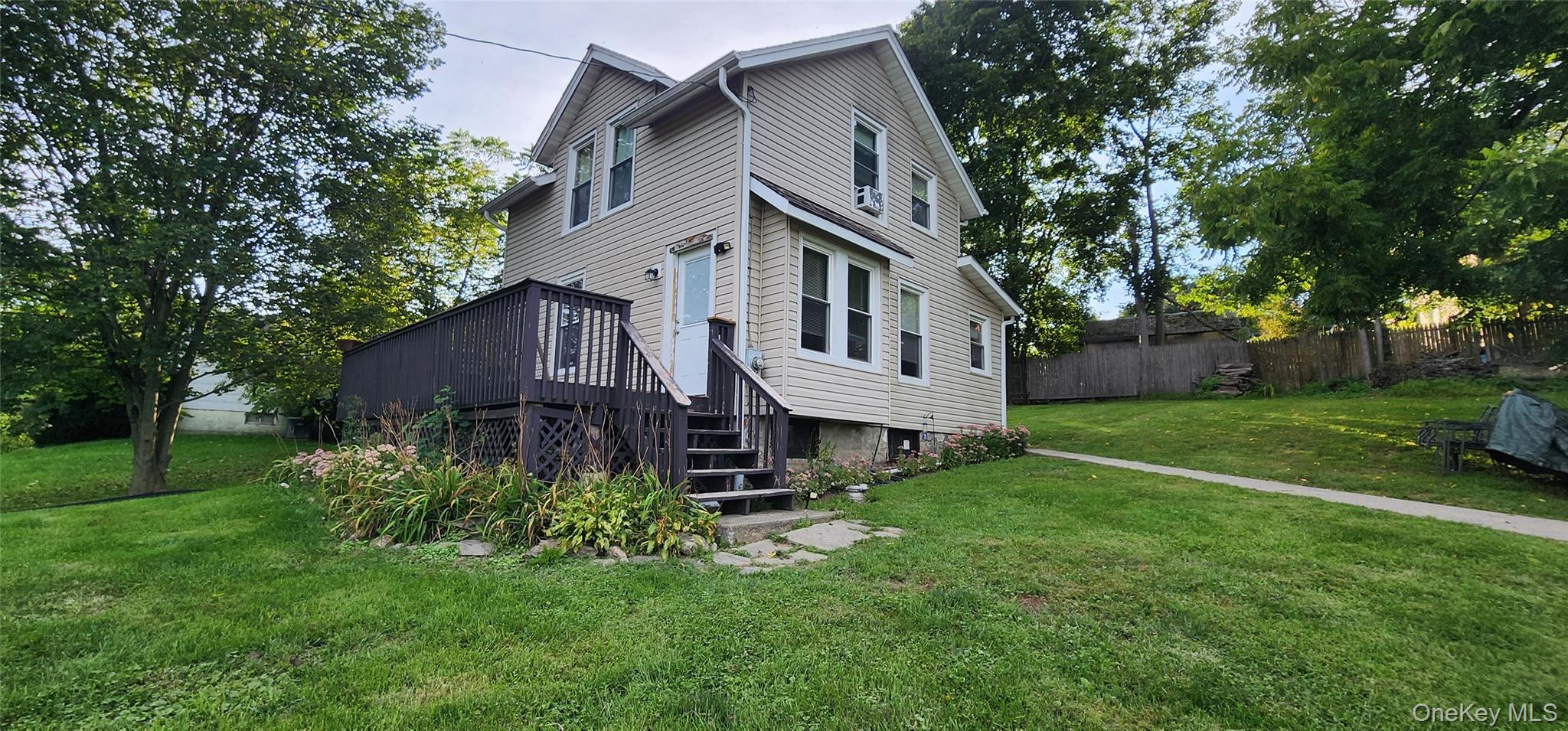613-615 Salt Point Turnpike, Hyde Park NY 12601