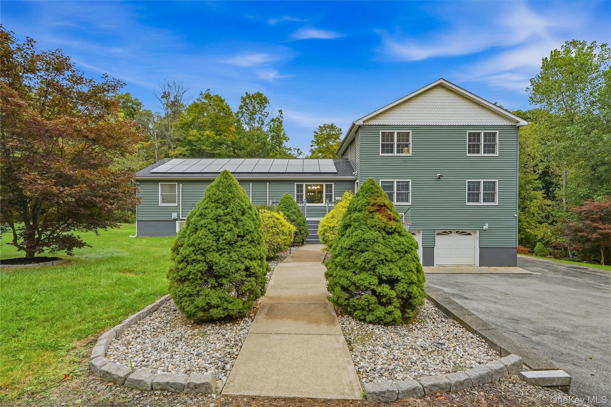142 Hawleys Corners Road, Highland NY 12528