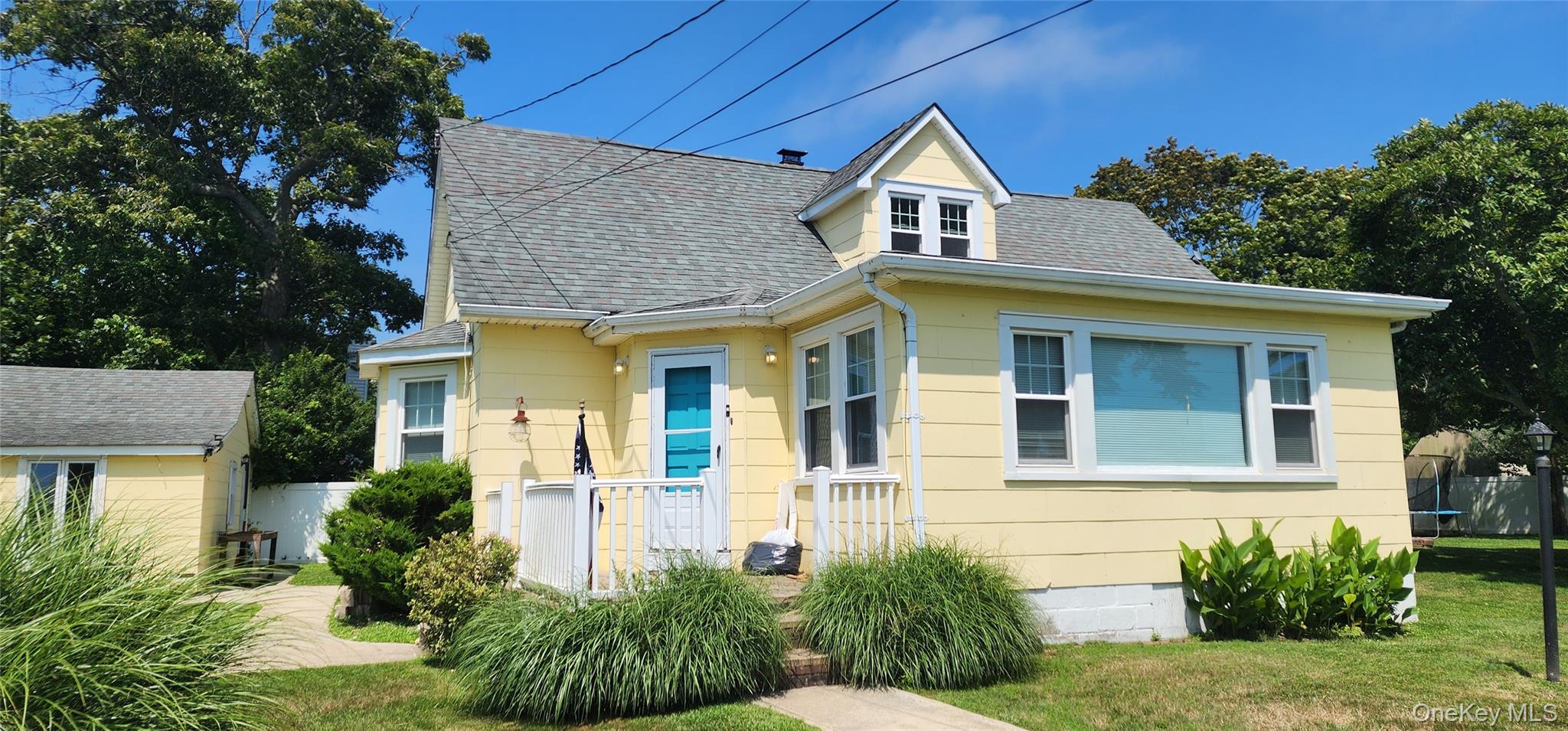 9 Babylon Road, Mastic Beach NY 11951
