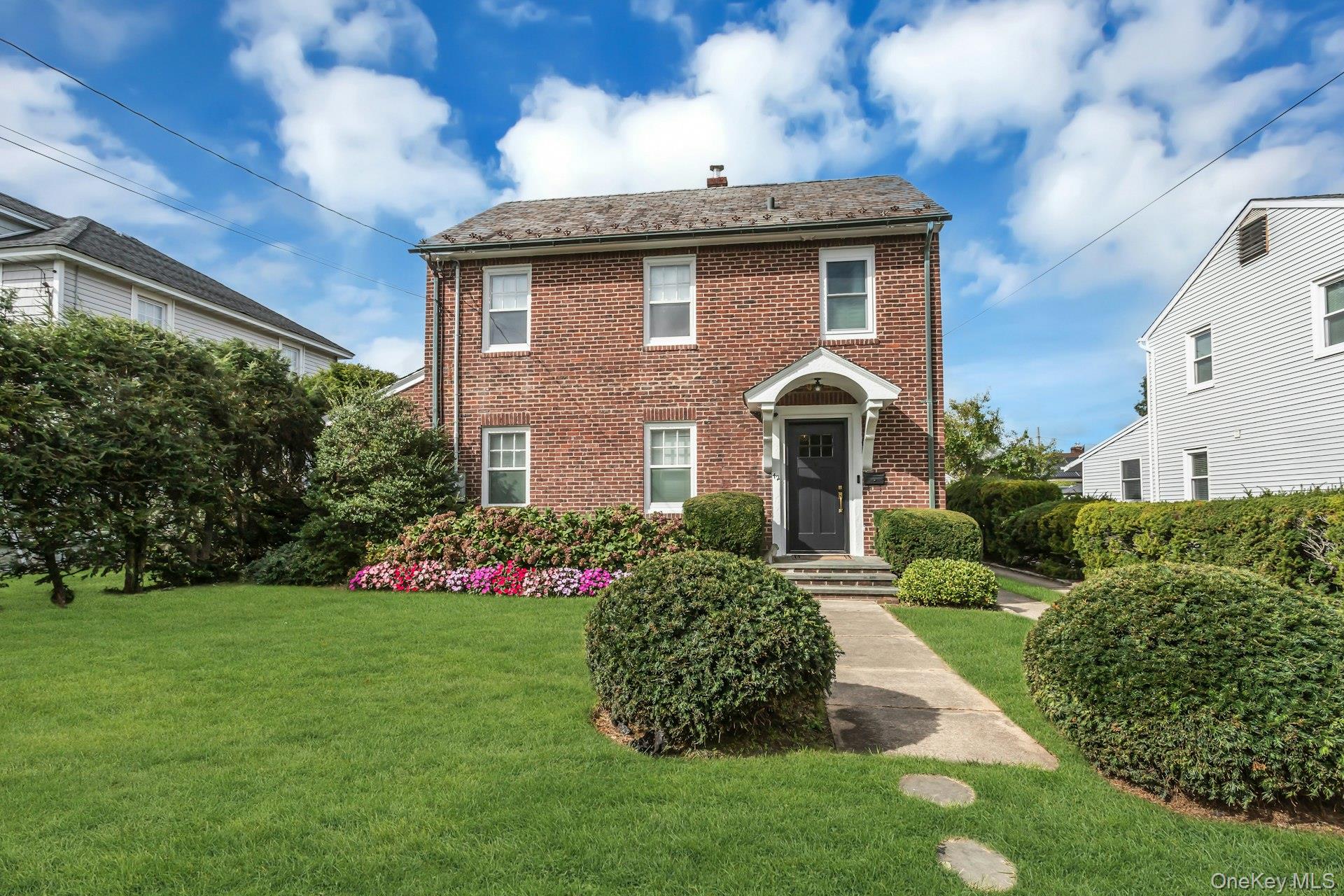 42 Nassau Avenue, Glen Cove NY 11542