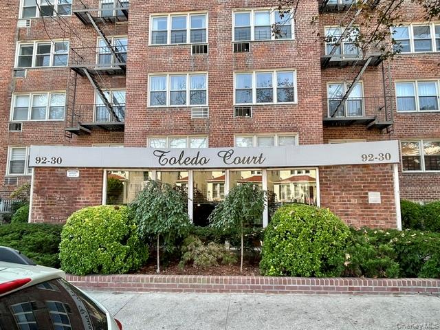 92-30 56 Avenue Unit 6B, Elmhurst NY 11373