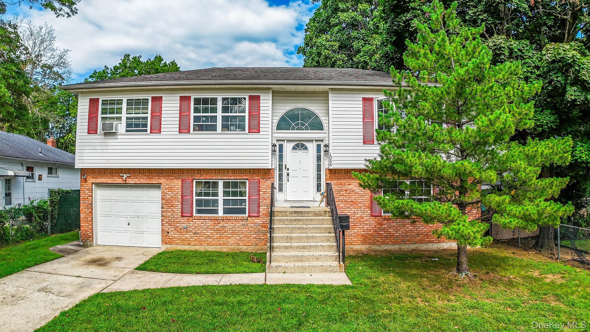 1056 Arthur Street, Uniondale NY 11553