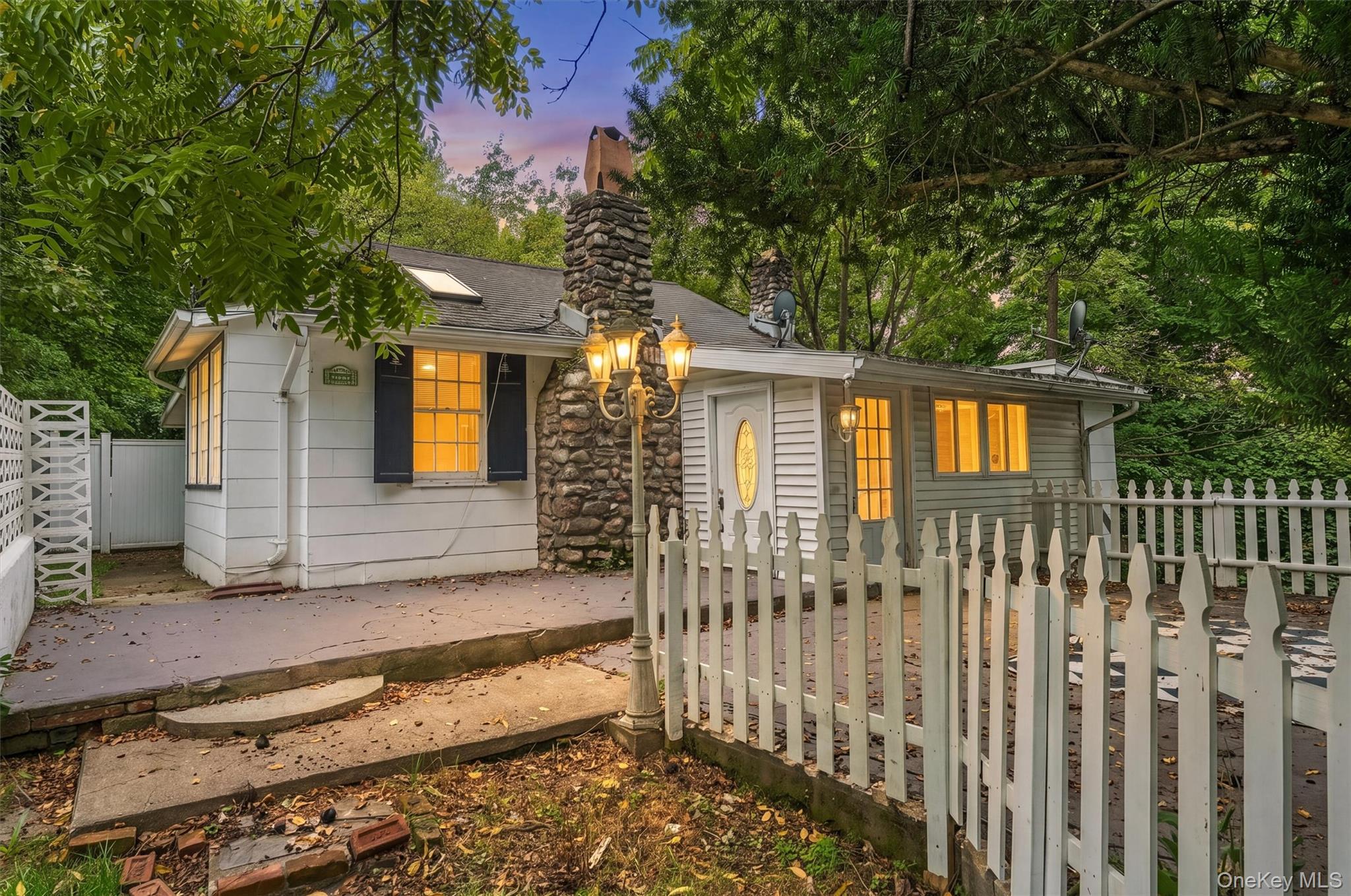 4 Hillside Trail, Monroe NY 10950