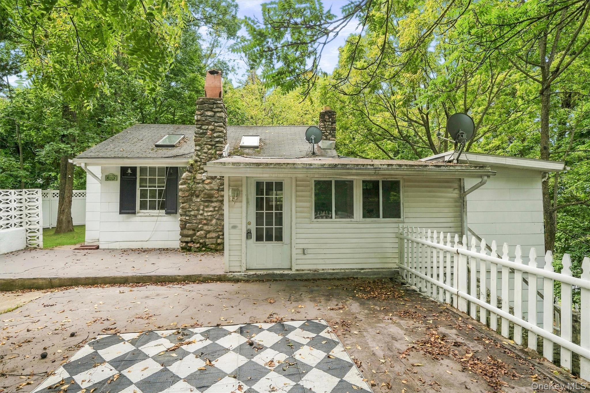 4 Hillside Trail, Monroe NY 10950
