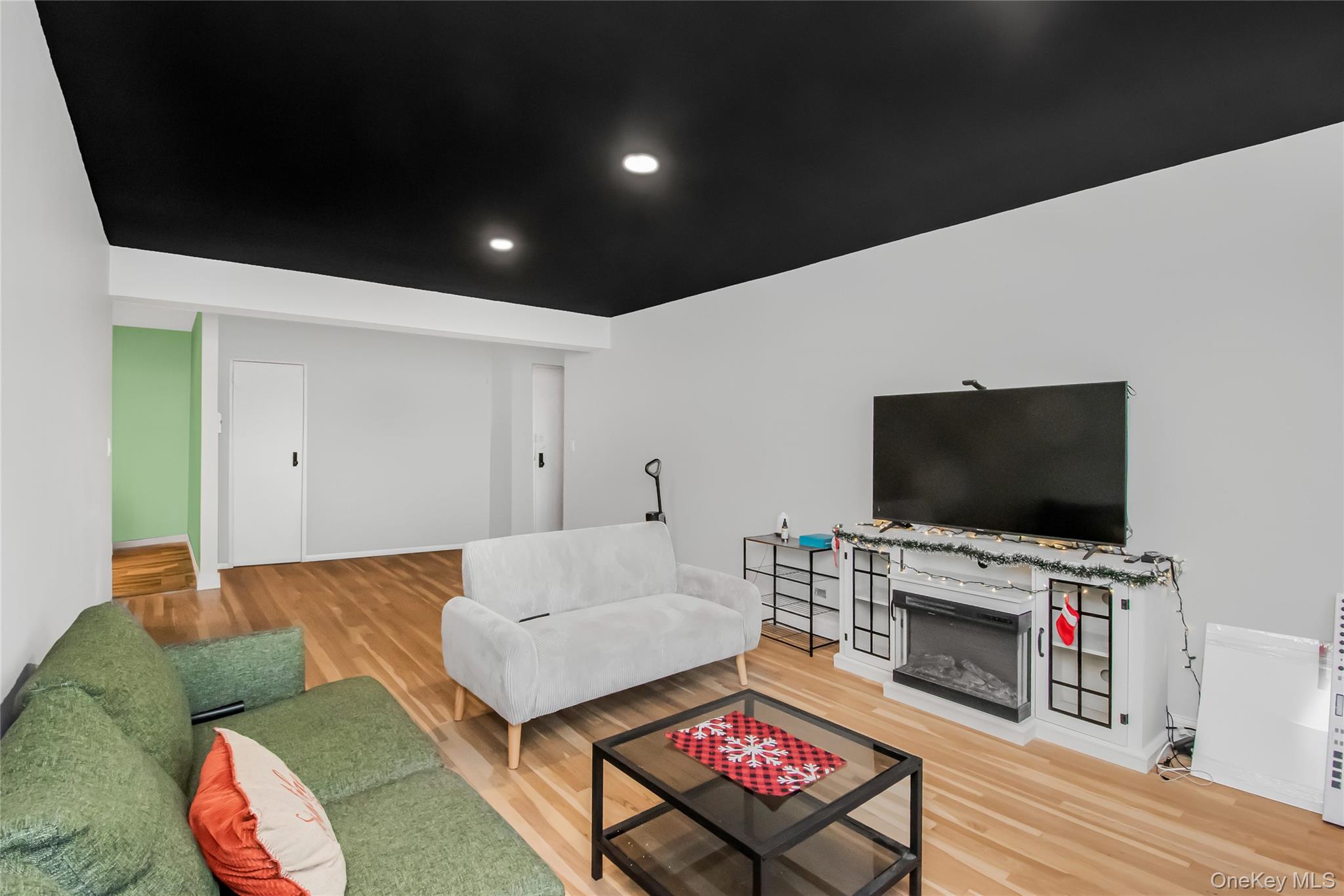 75 W 238th Street Unit 3H, Bronx NY 10463