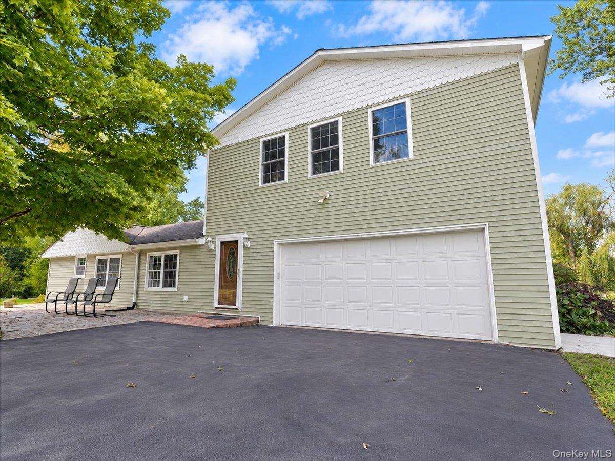 8 Acorn Drive, Montgomery NY 12586