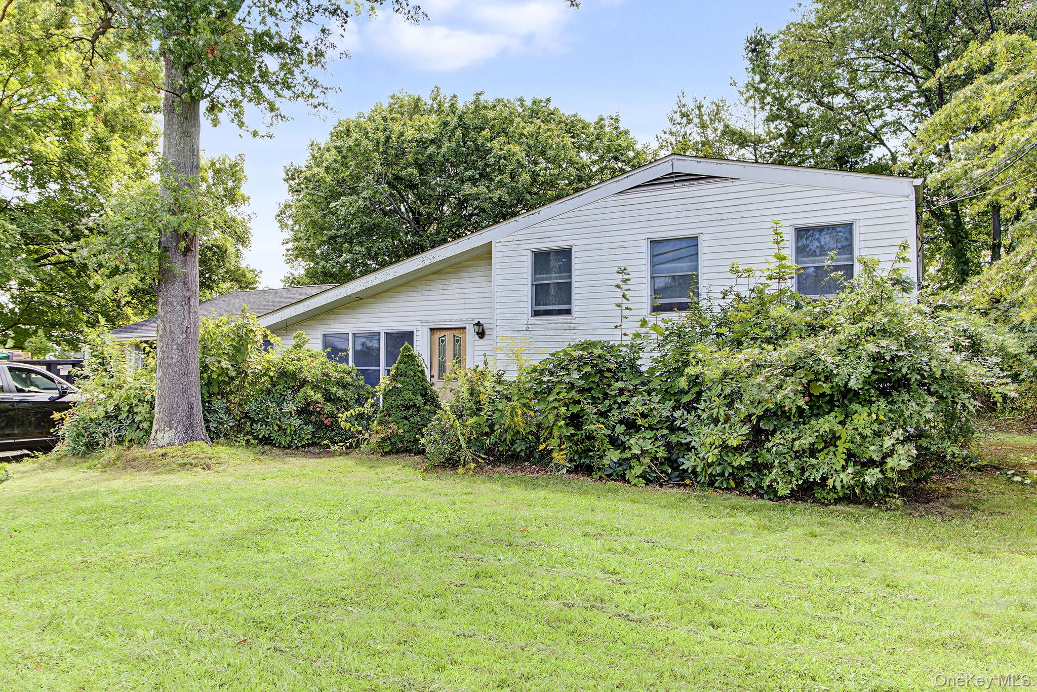 27 Convent Road, Orangeburg NY 10962