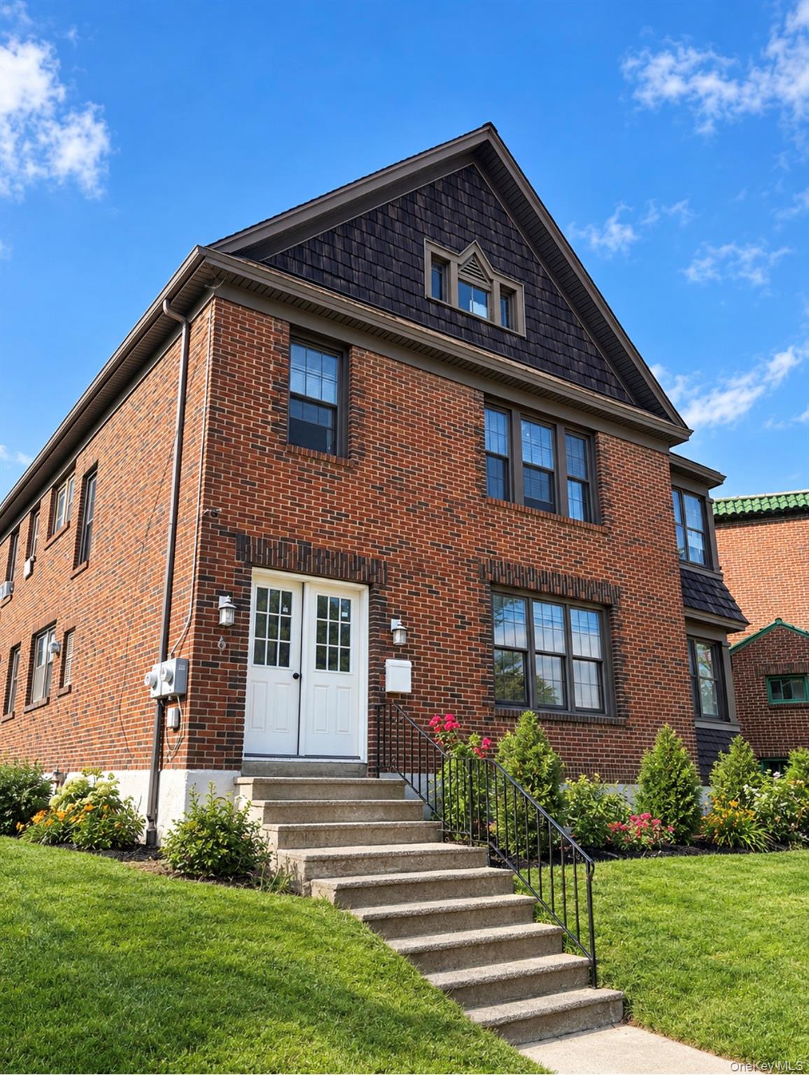 6 View Avenue, Call Listing Agent NY 12209