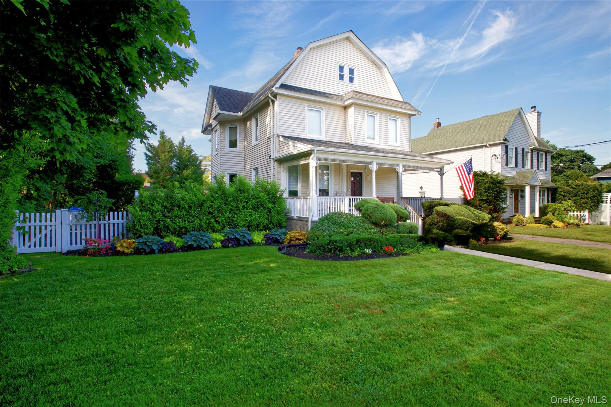 444 Lakeview Avenue, Rockville Centre NY 11570