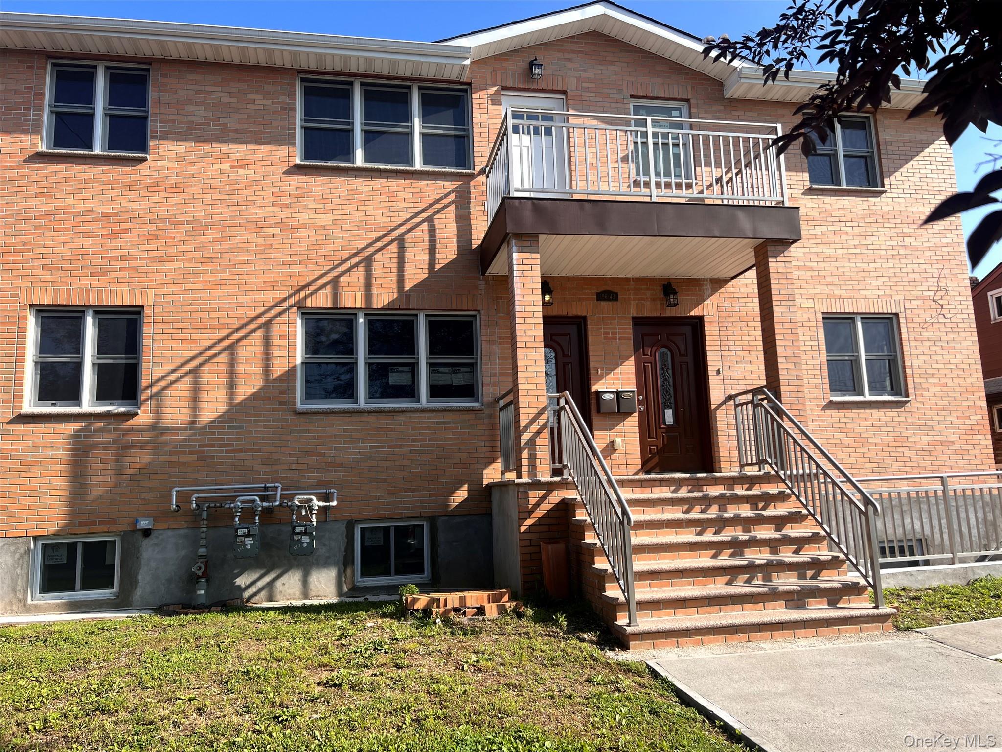196 43 45th Road, Flushing NY 11358