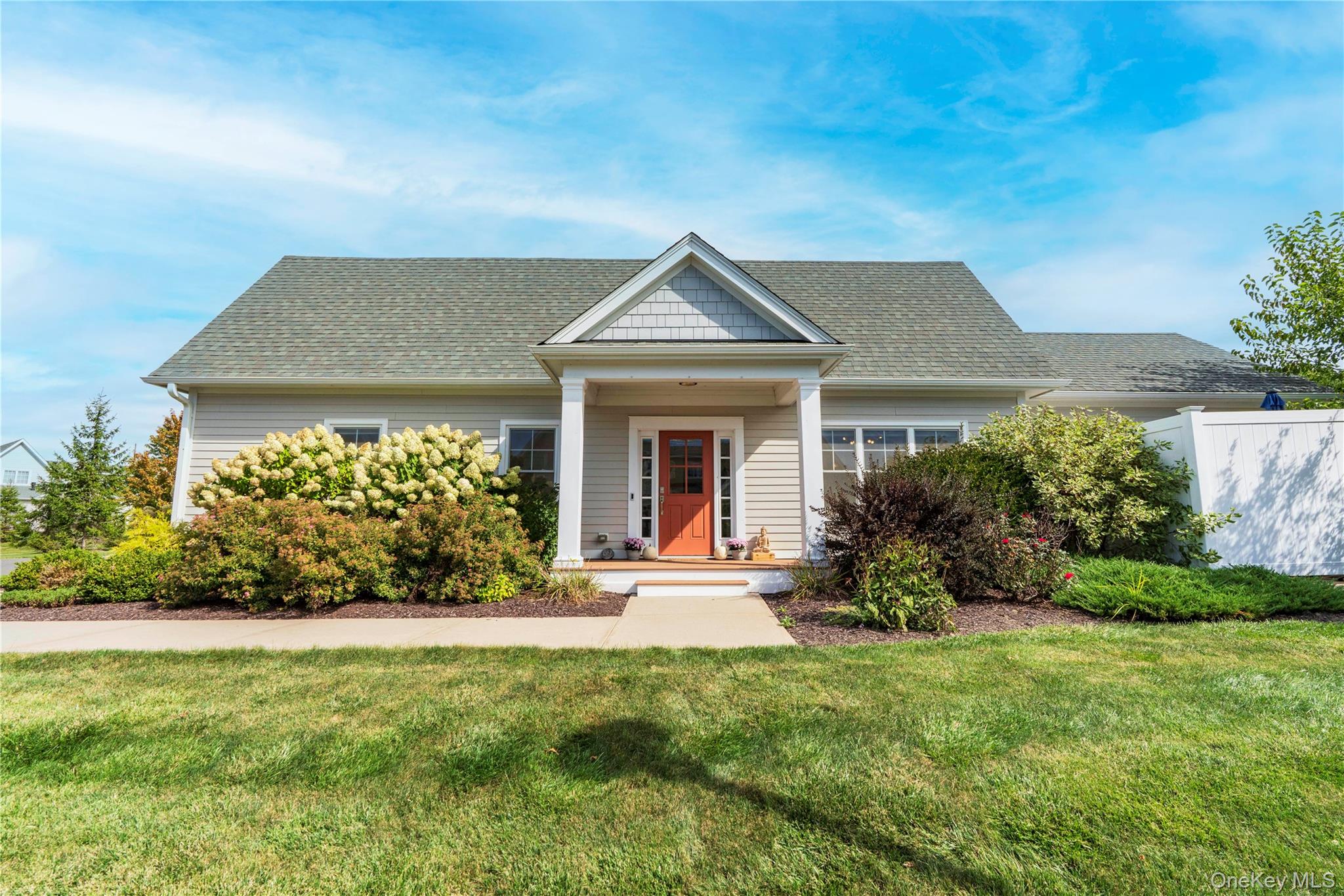 69 Oakwood Lane, Rhinebeck NY 12572