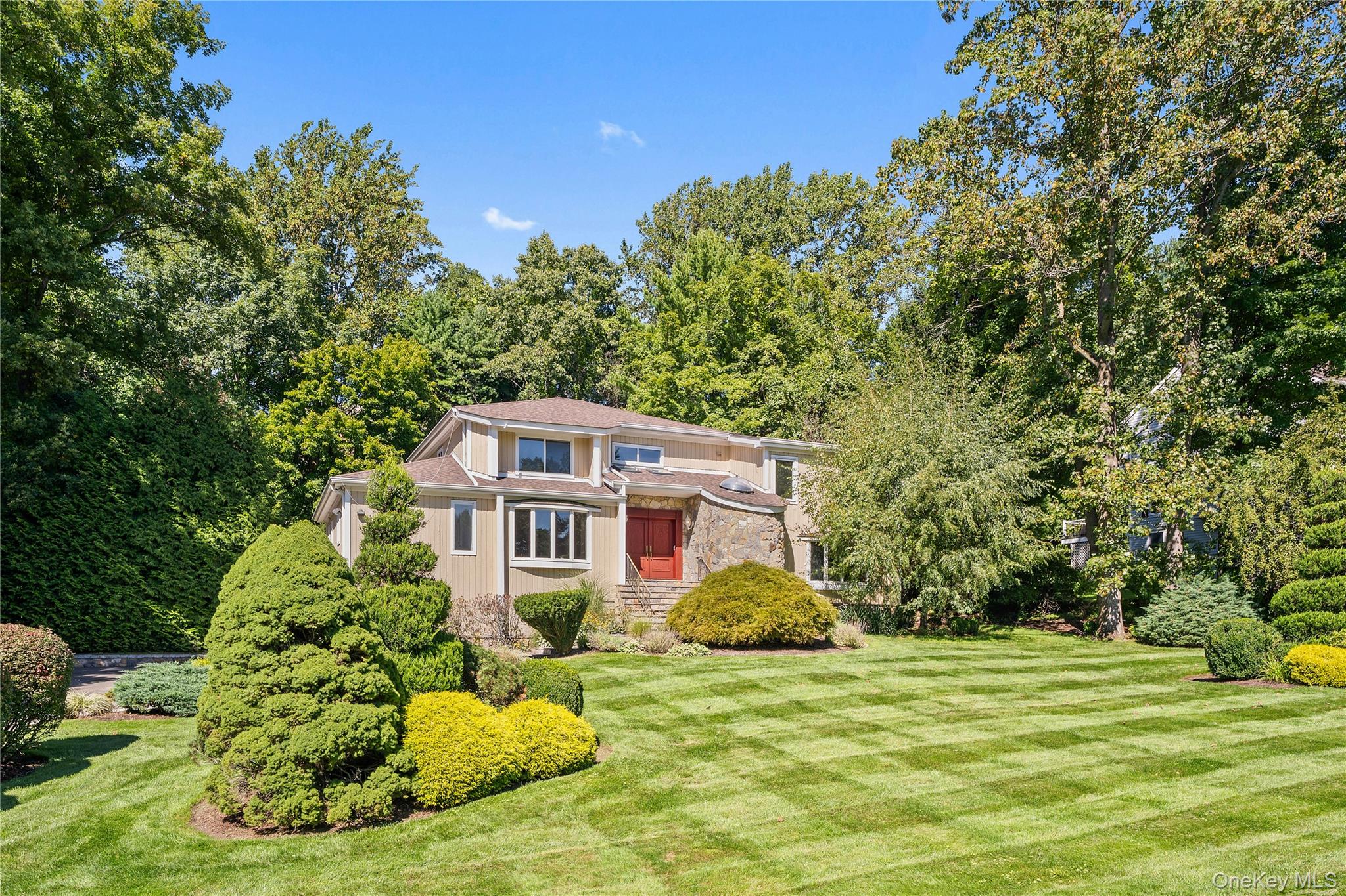 37 Pheasant Run Road, Pleasantville NY 10570