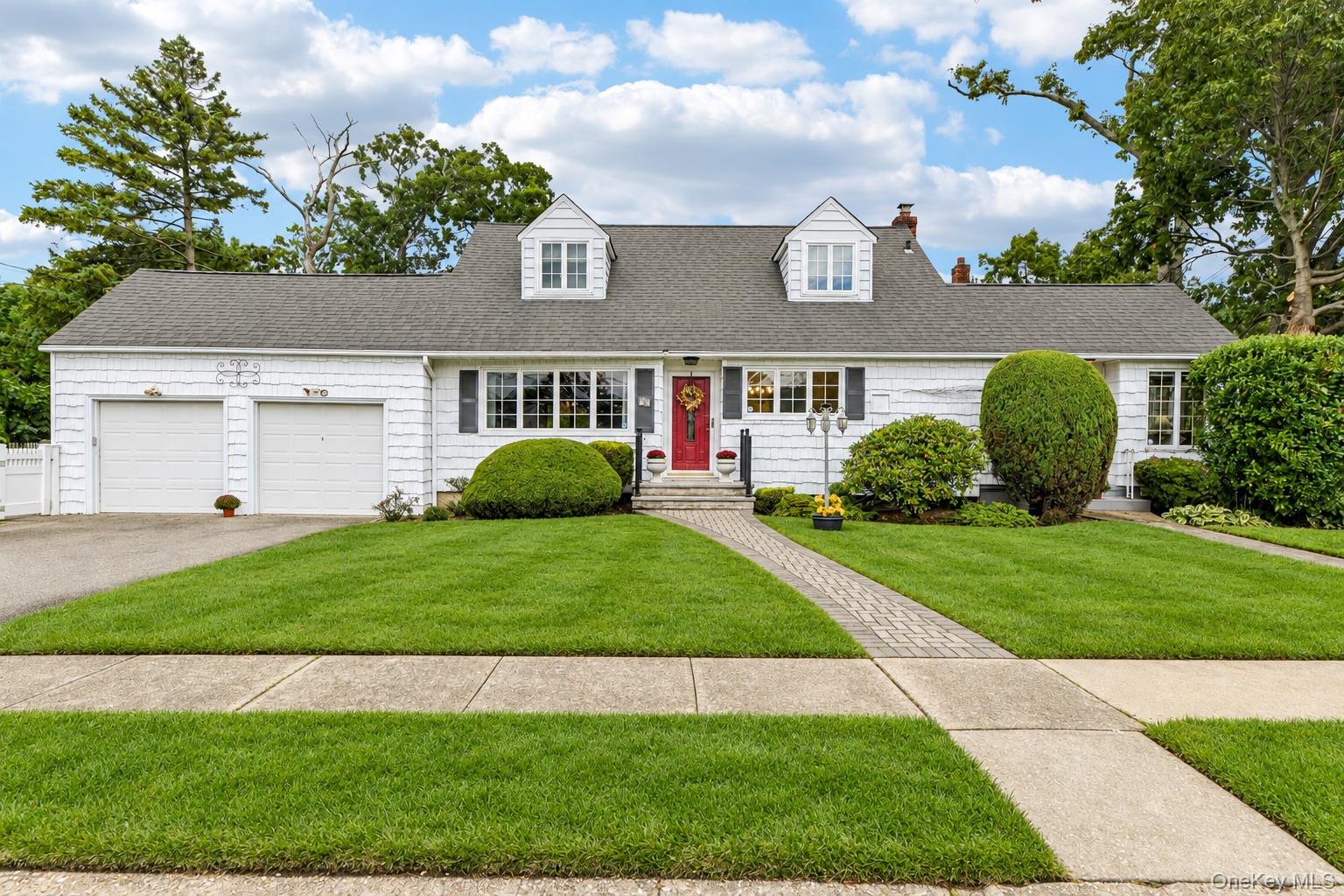 99 Harmony Drive, Massapequa Park NY 11762