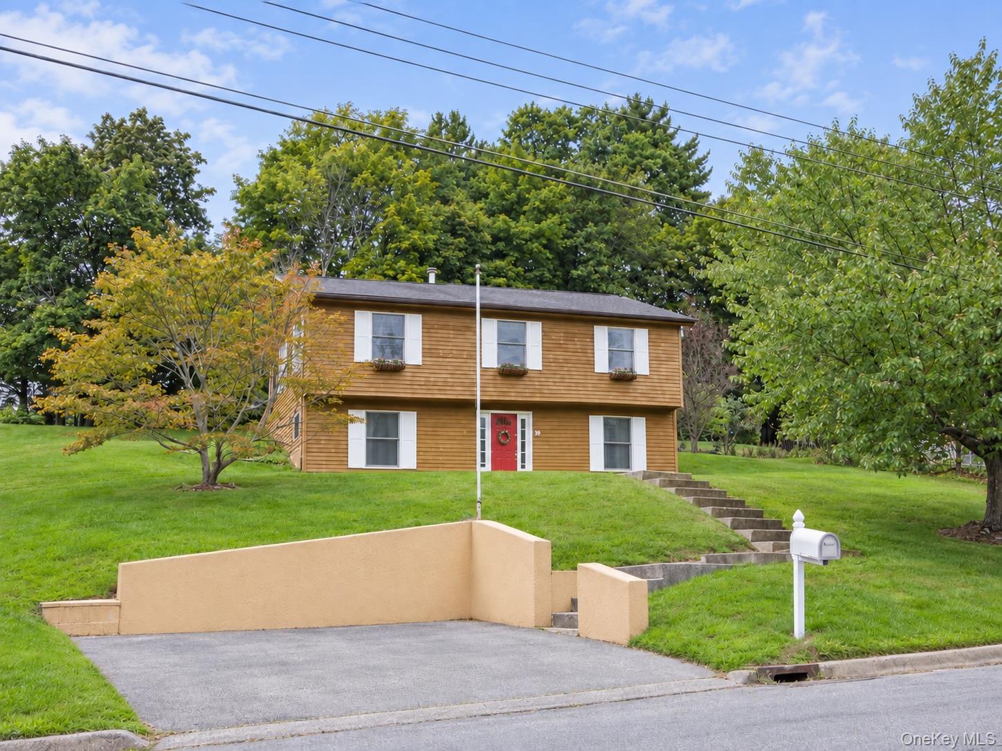30 Oakland Avenue, Walden NY 12586