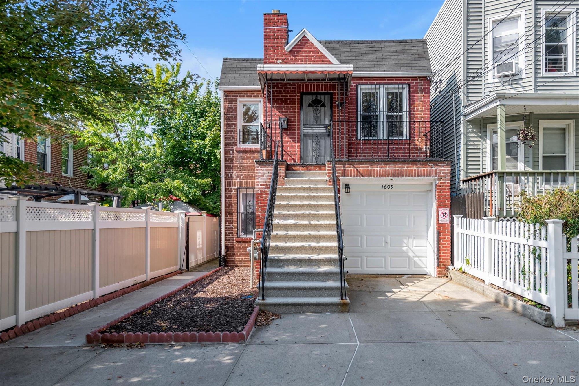 1609 Colden Avenue, Bronx NY 10462