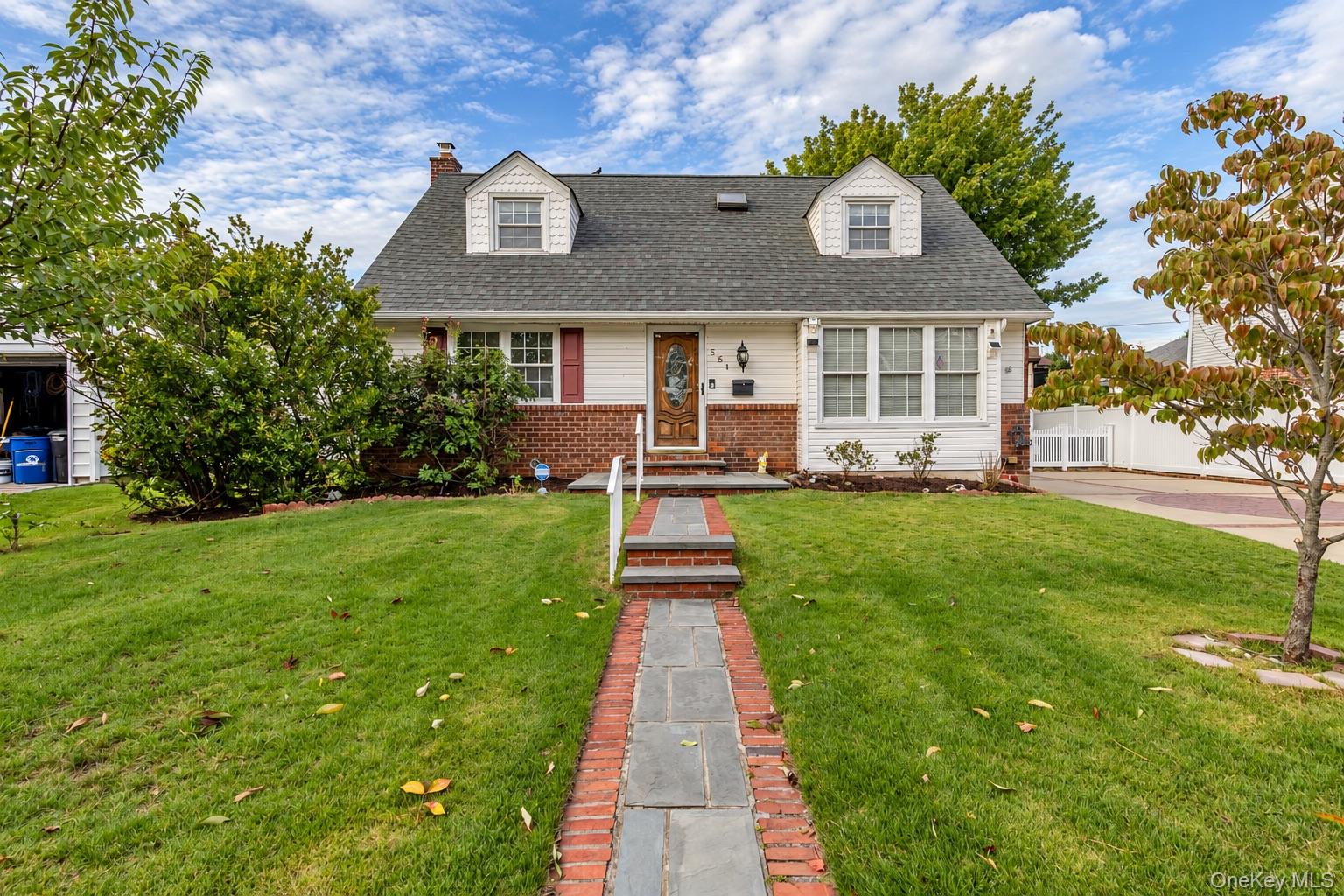 561 Parker Avenue, Levittown NY 11756