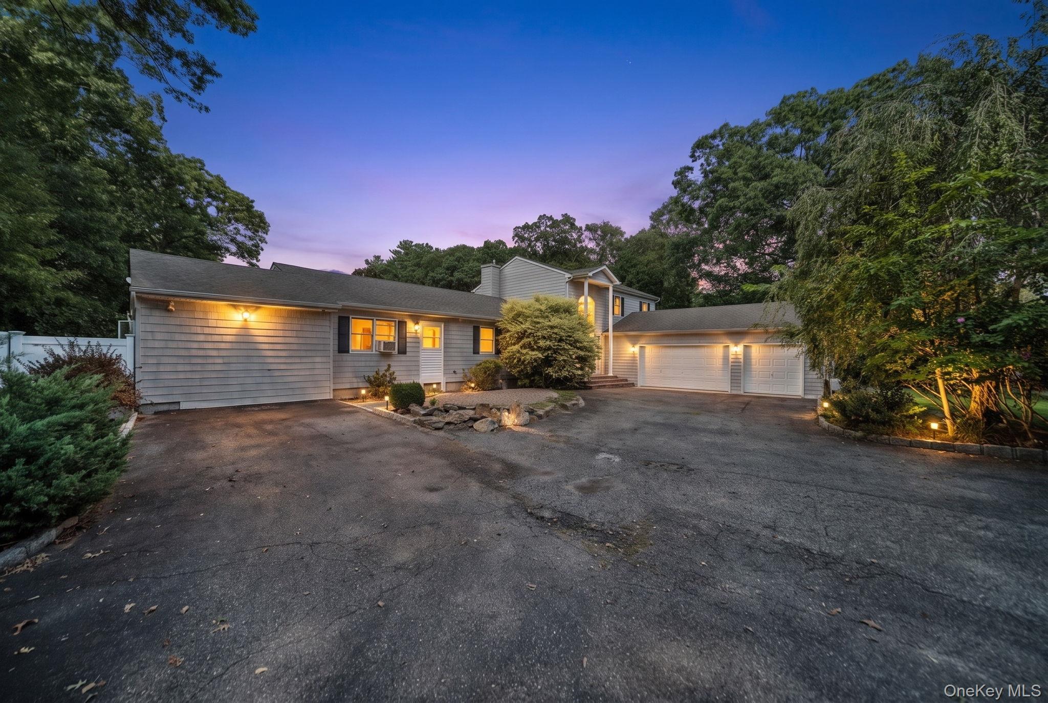 75 Whiskey Road, Coram NY 11727
