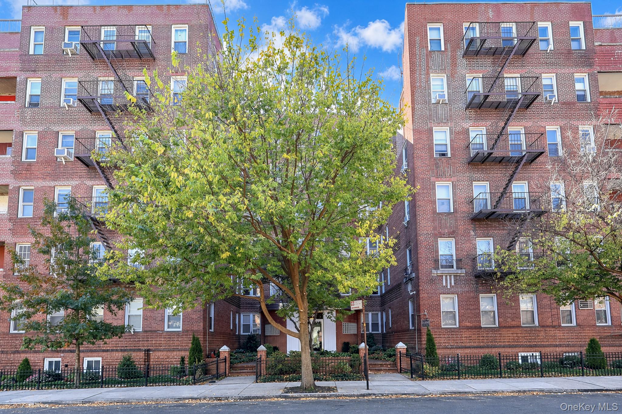 65-36 Wetherole Street Unit 101, Rego Park NY 11374