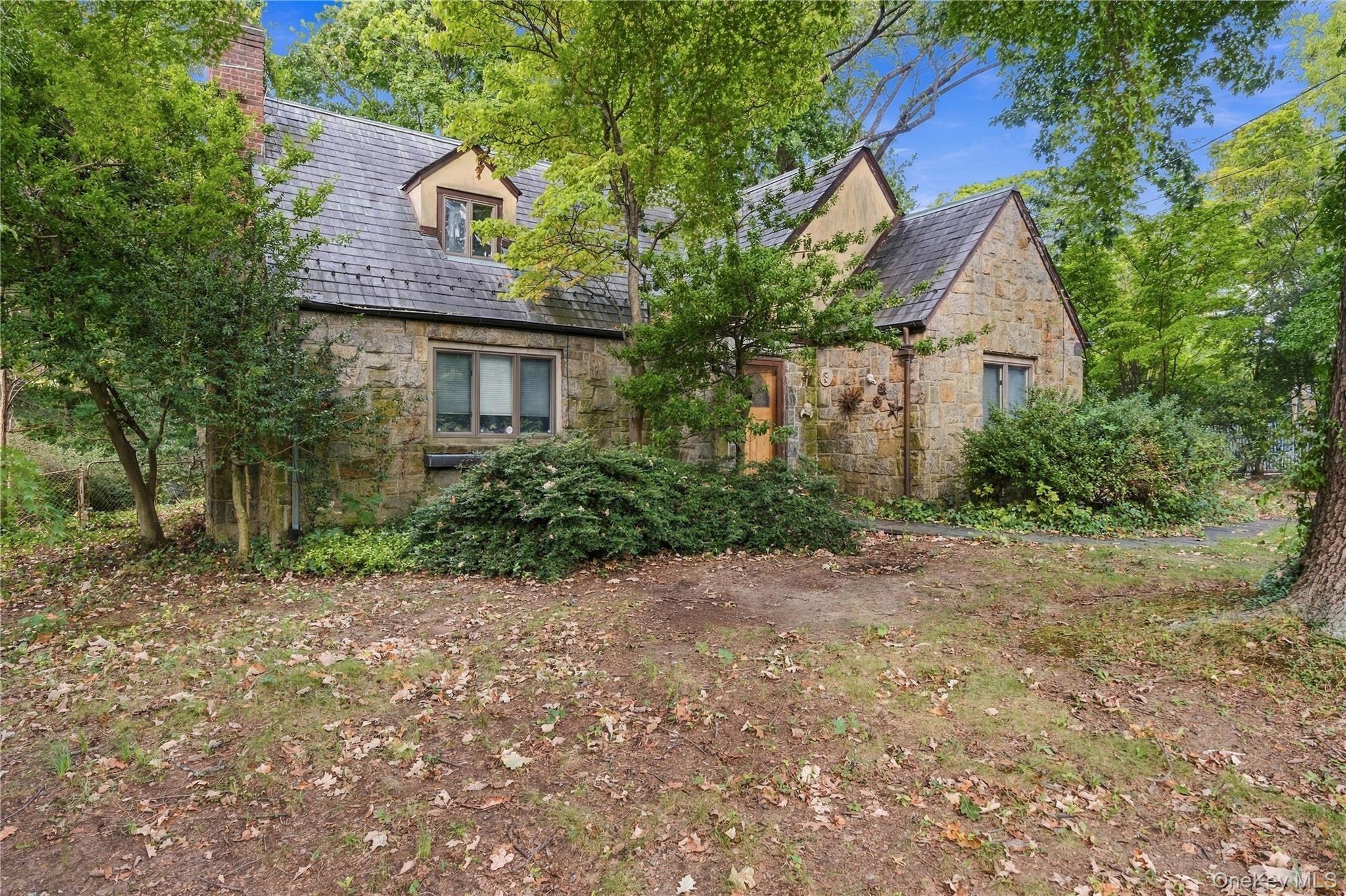 116 Huntington Road, Port Washington NY 11050