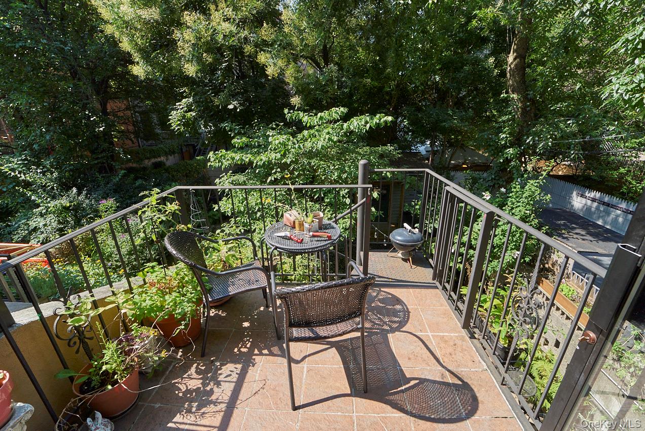 246 West 132nd Street - TH, Manhattan NY 10027