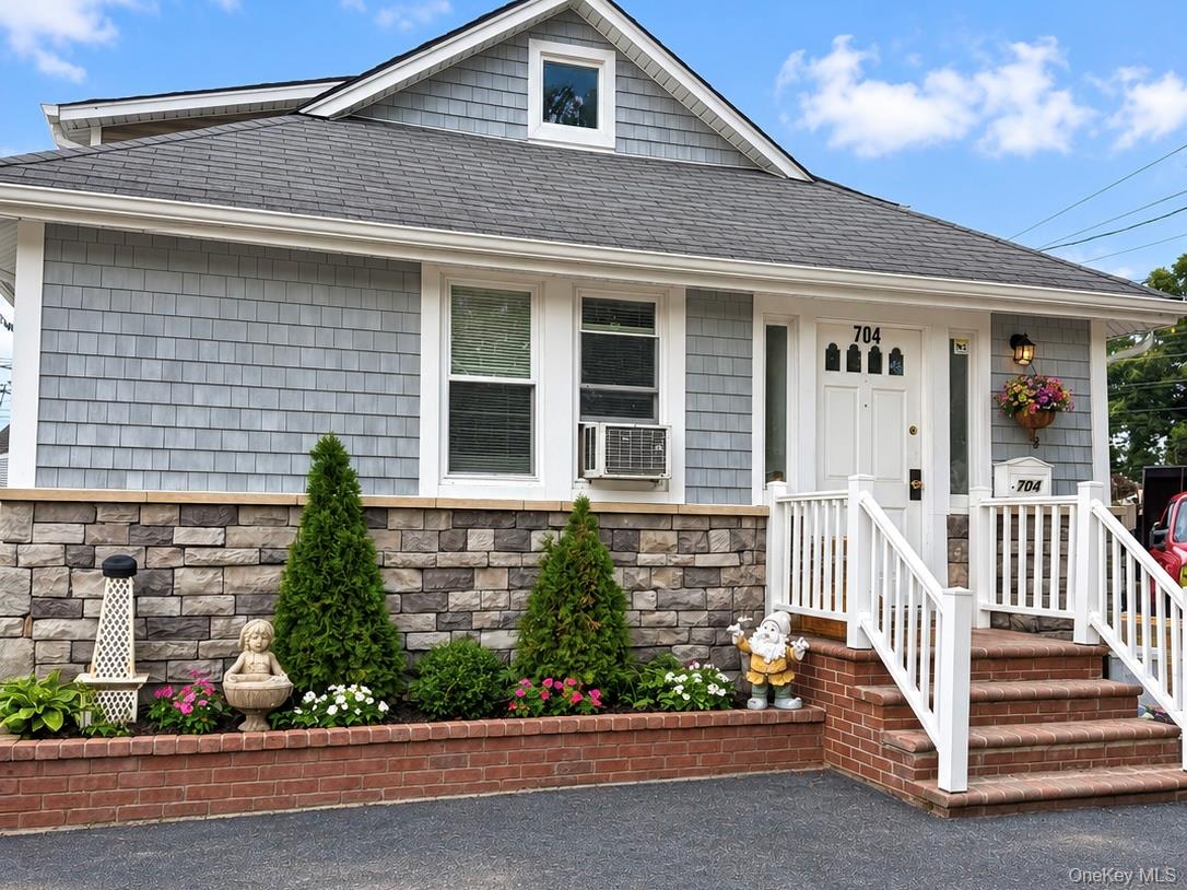 704 Newbridge Road, North Bellmore NY 11710