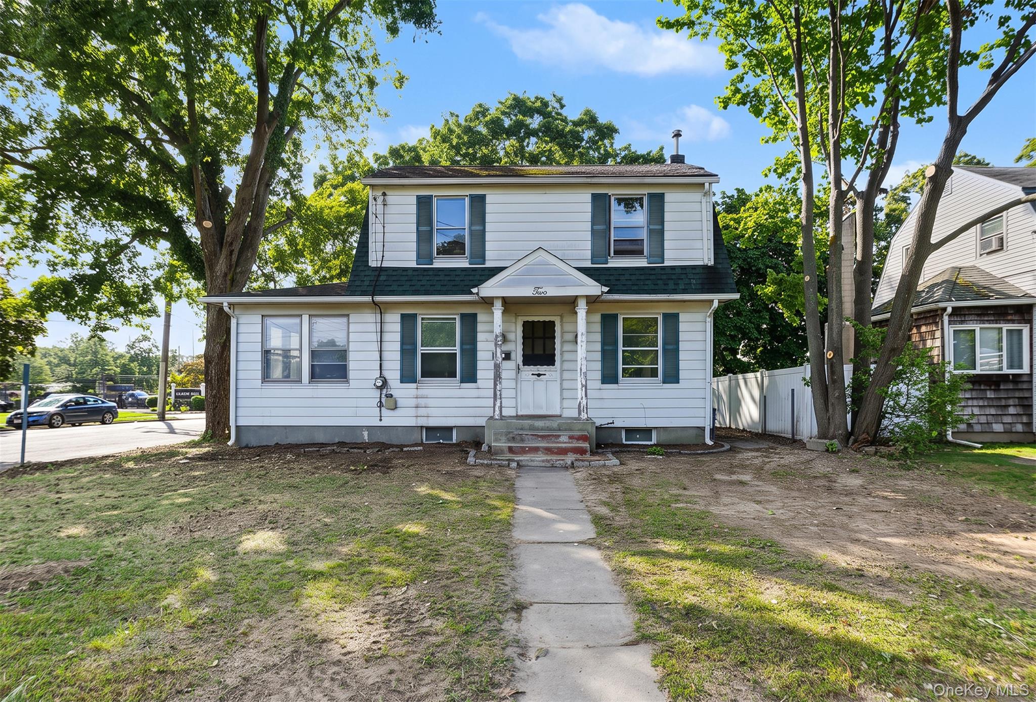2 Willett Avenue, Sayville NY 11782