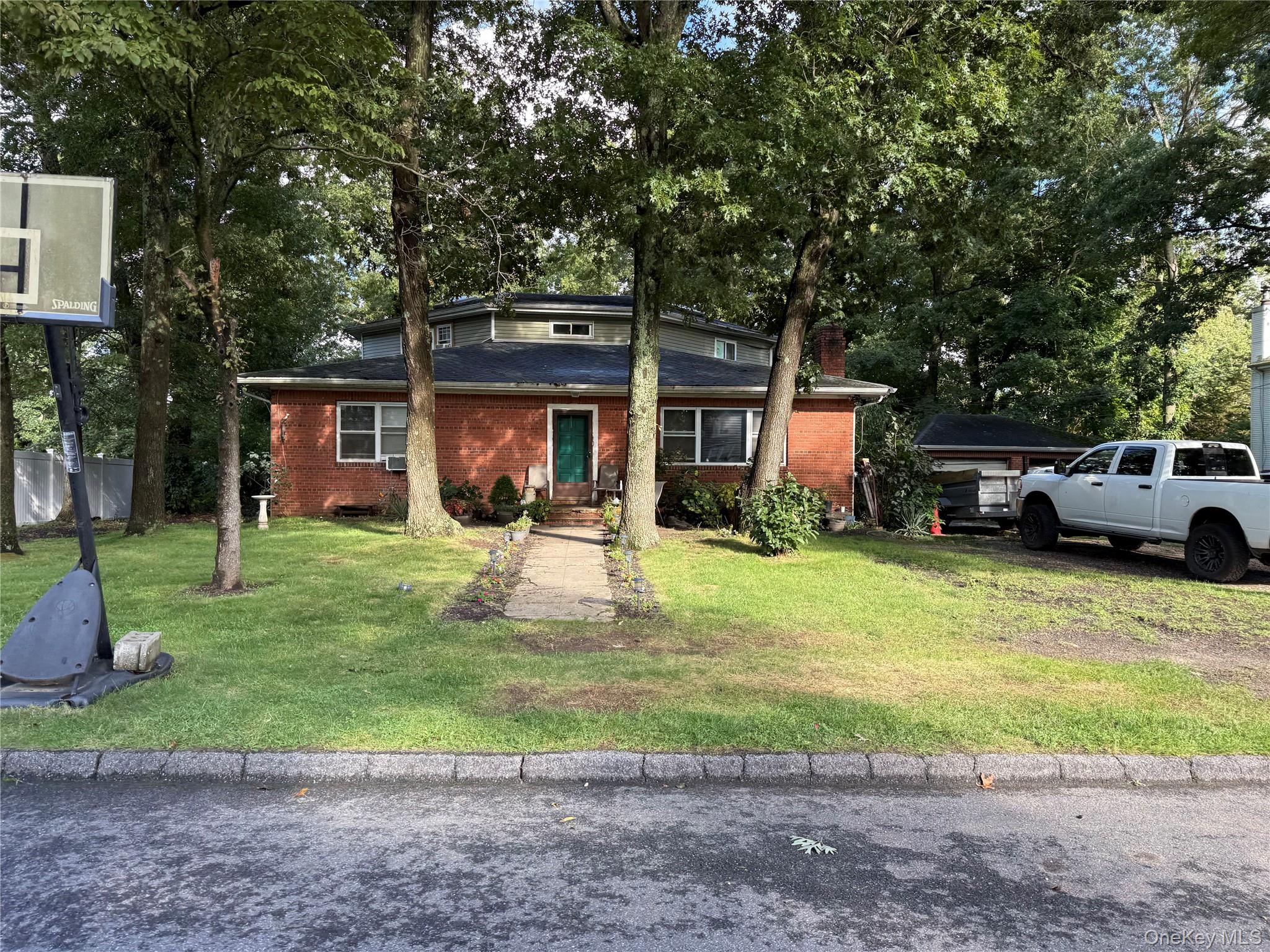 45 Summit Drive, Smithtown NY 11787