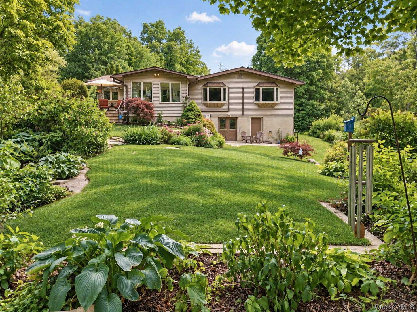 39 Loughran Lane, Highland NY 12528