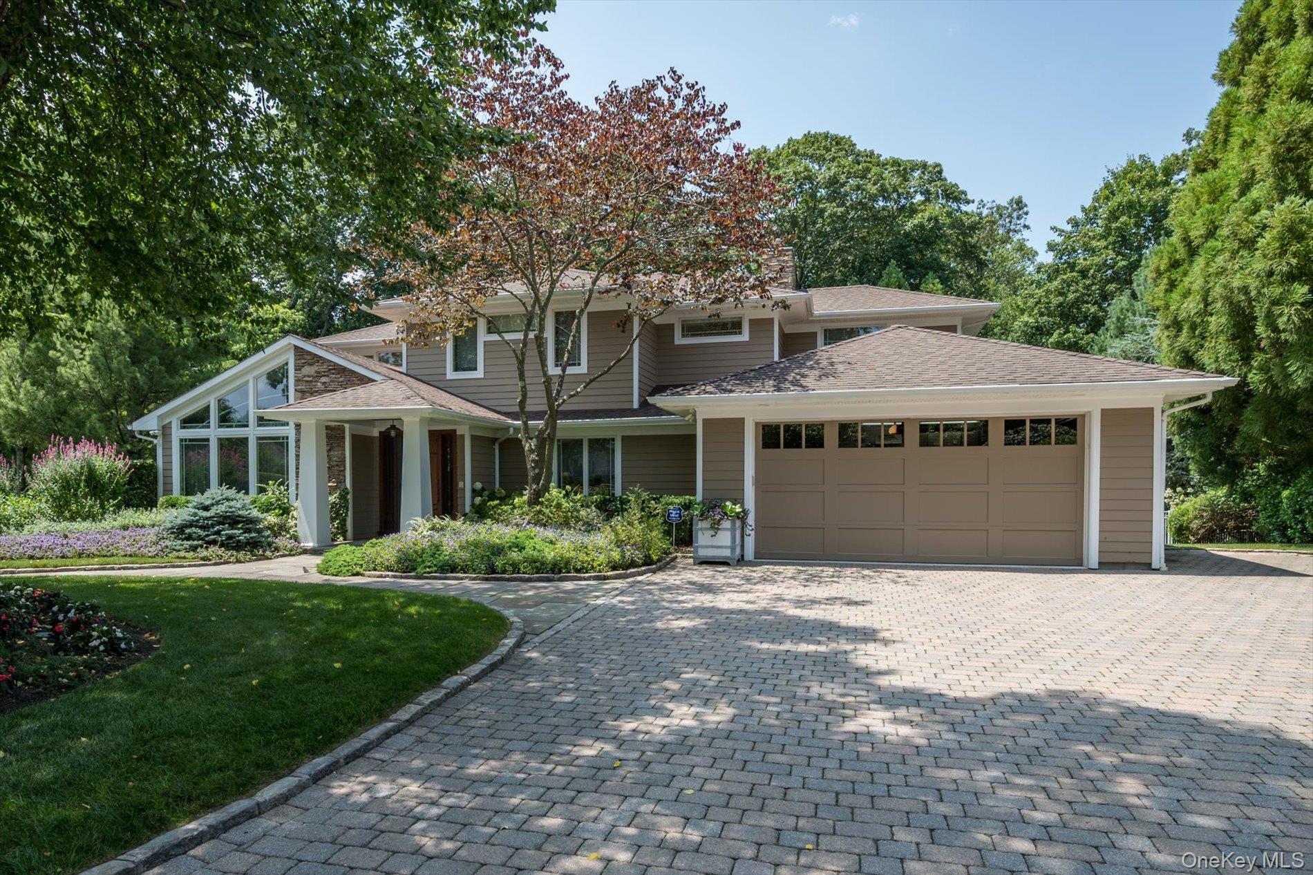 83 Karol Place, Muttontown NY 11753