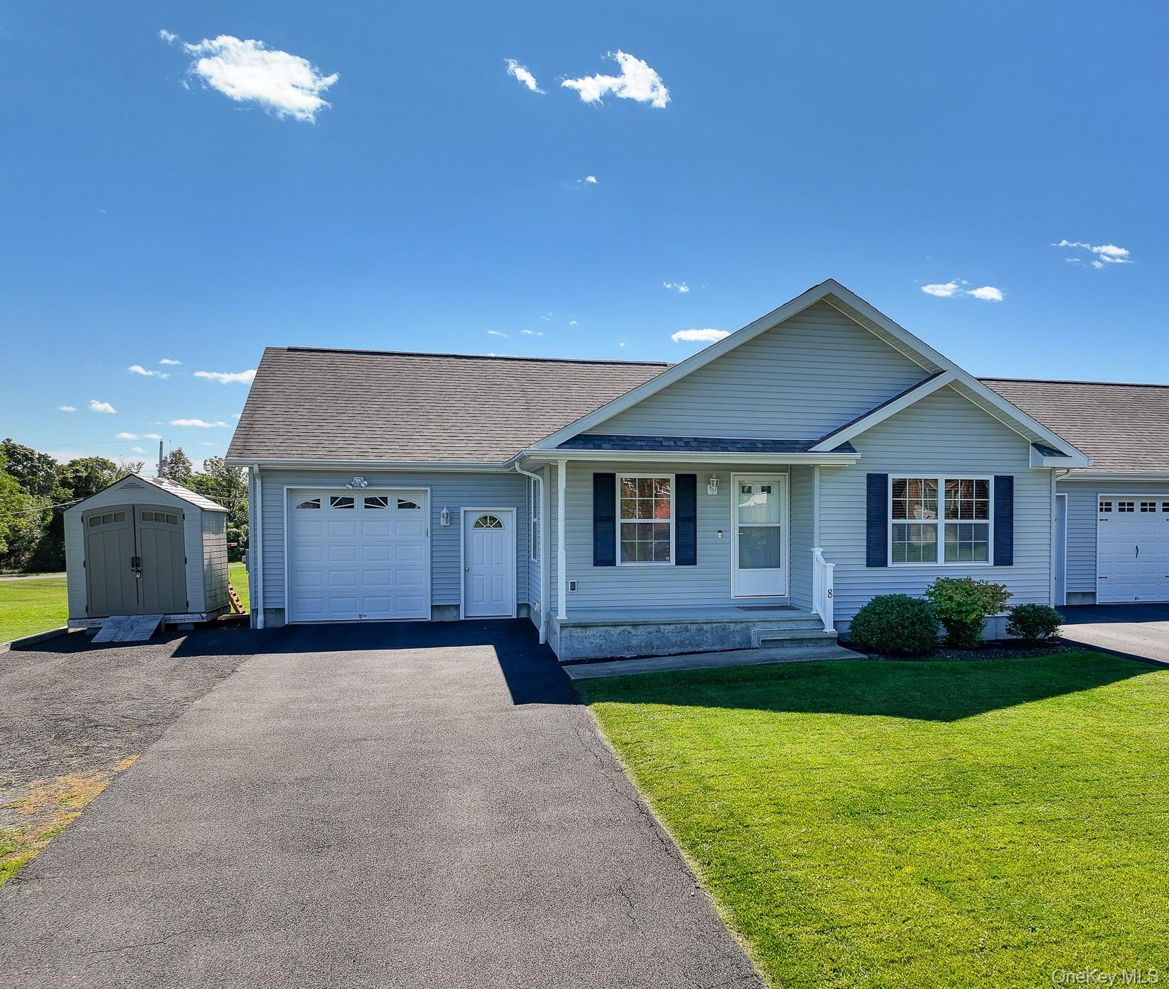 8 Quincy Stowell Court, Saugerties NY 12477