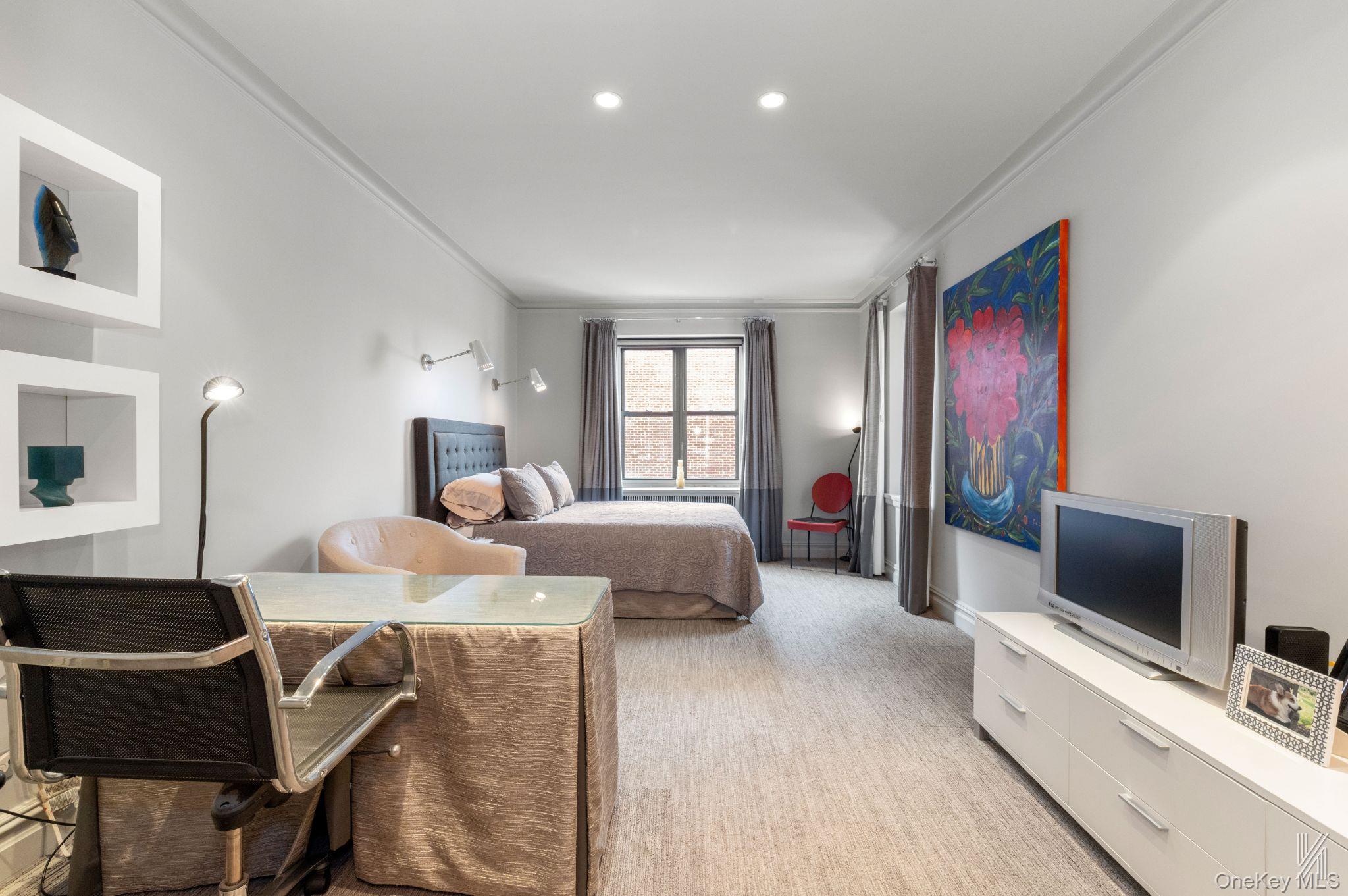 25-40 31st Avenue Unit 6F, Astoria NY 11106