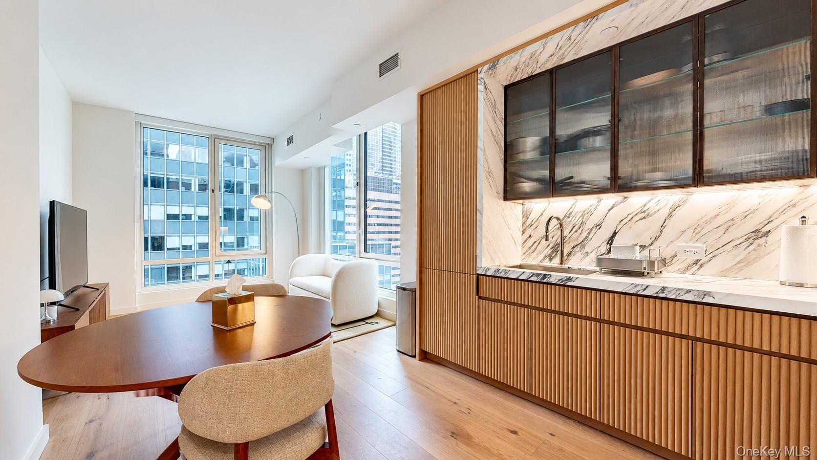 135 E 47th Street Unit 22F, Manhattan NY 10017