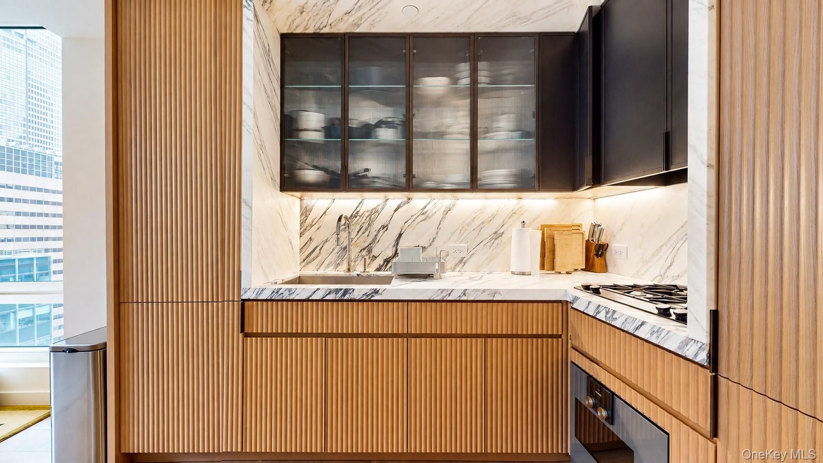 135 E 47th Street Unit 22F, Manhattan NY 10017