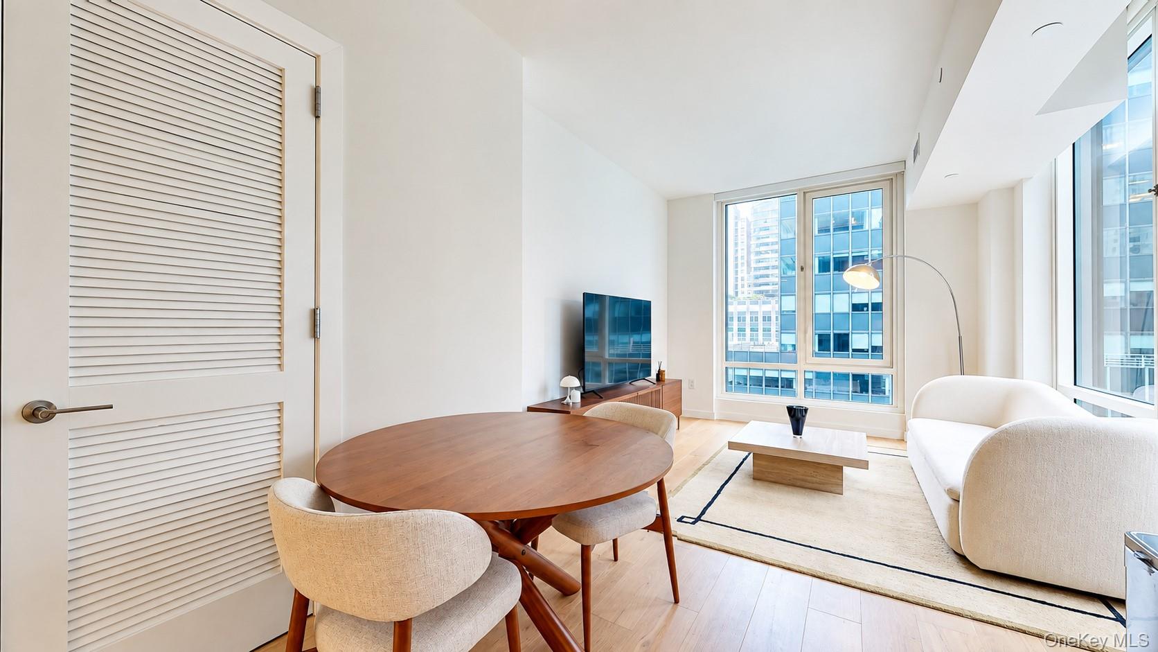 135 E 47th Street Unit 22F, Manhattan NY 10017