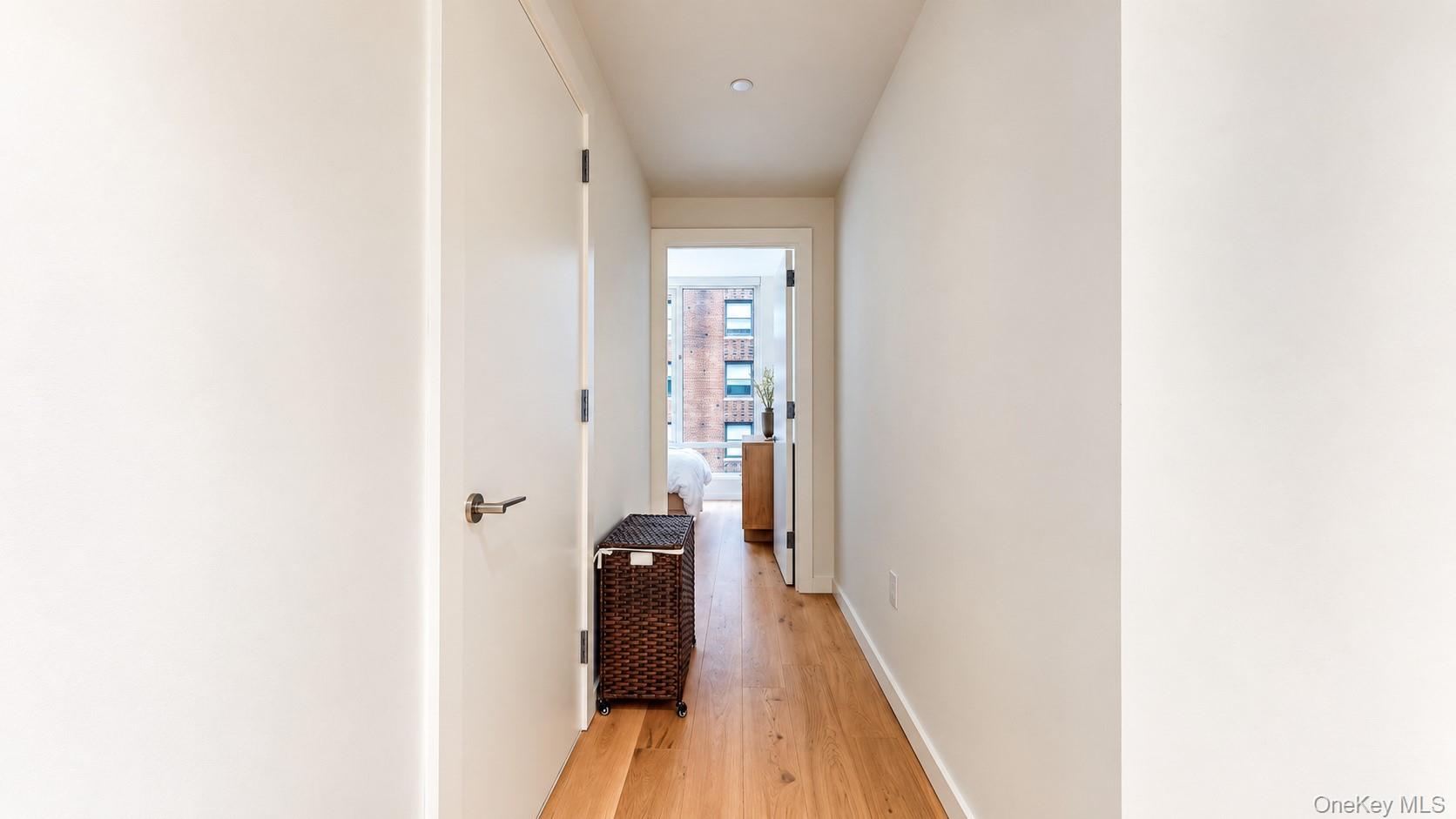 135 E 47th Street Unit 22F, Manhattan NY 10017