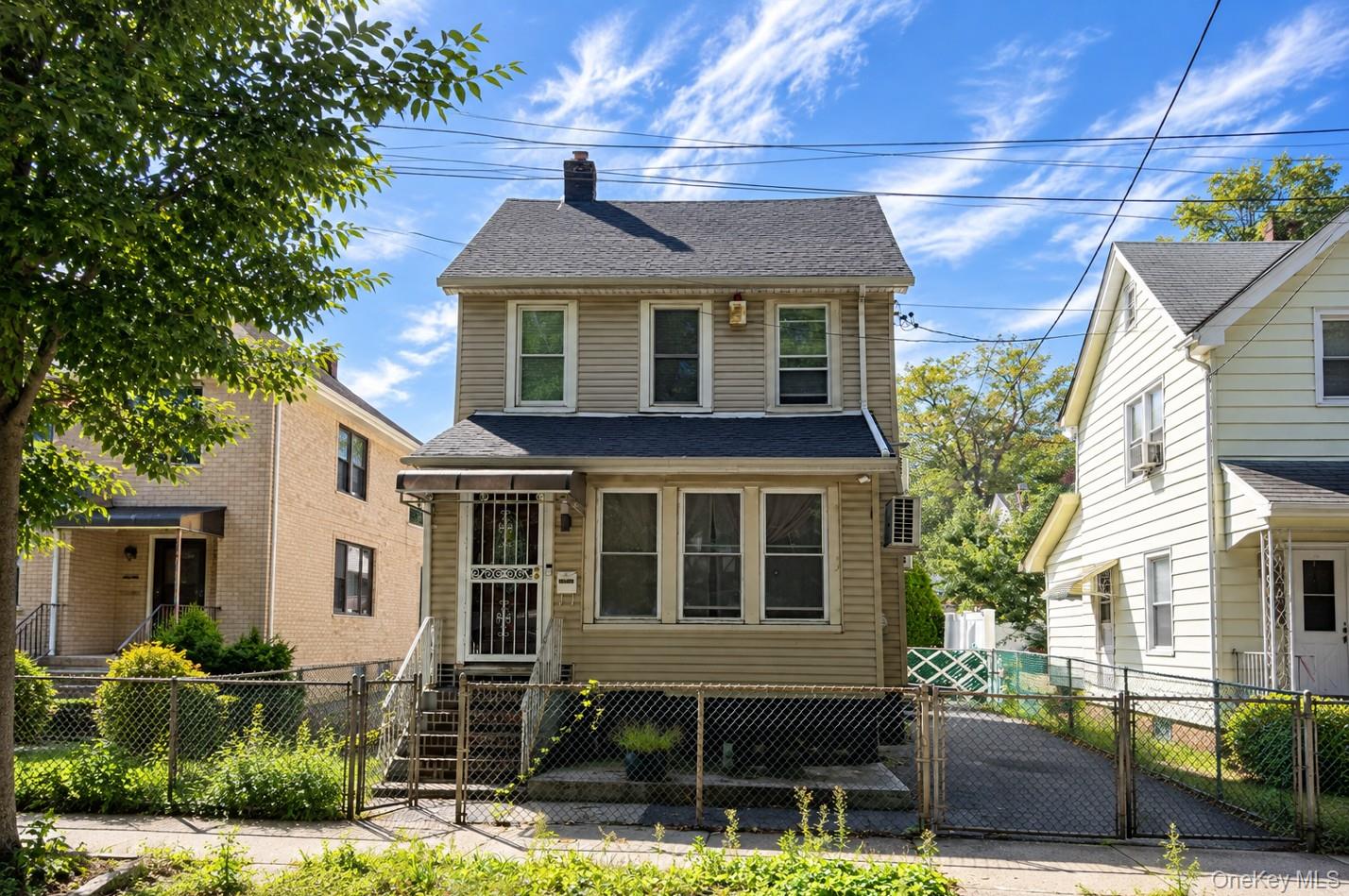 160-30 76th Road, Fresh Meadows NY 11366
