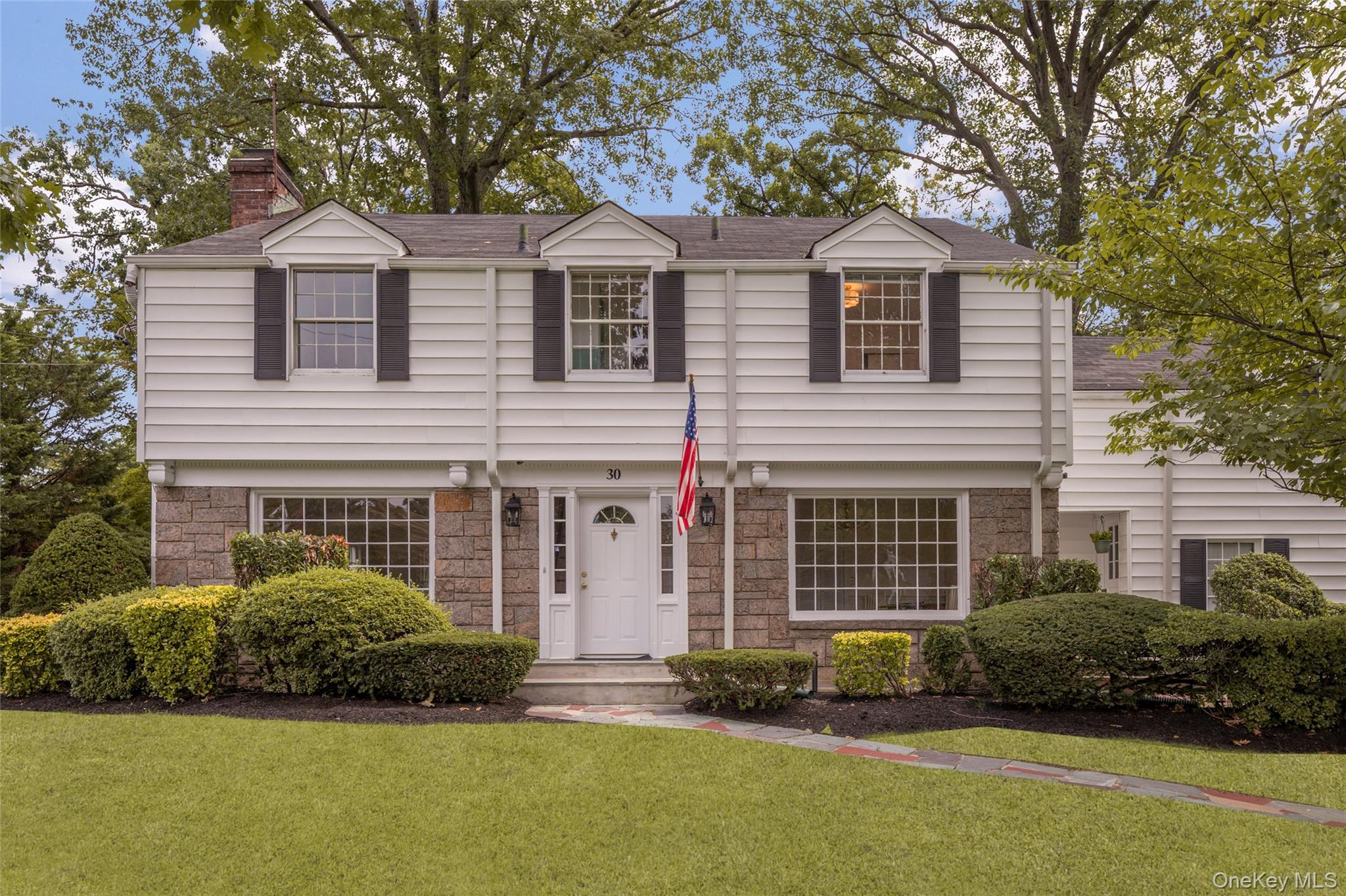 30 Cherwing Road, Yonkers NY 10701