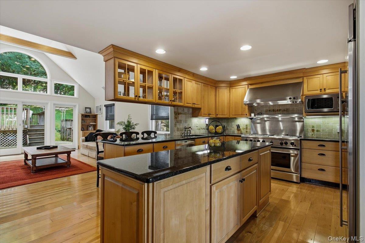 3494 Overlook Avenue, Yorktown Heights NY 10598