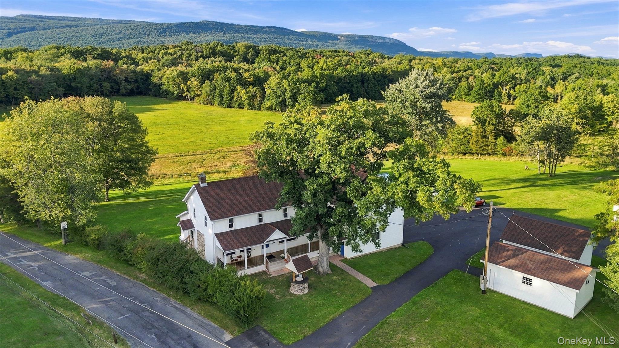 4 Low Road, Wallkill NY 12589