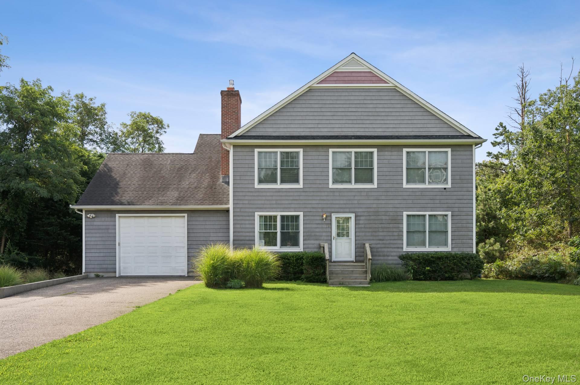 32 Sugar Loaf Road, Southampton NY 11968