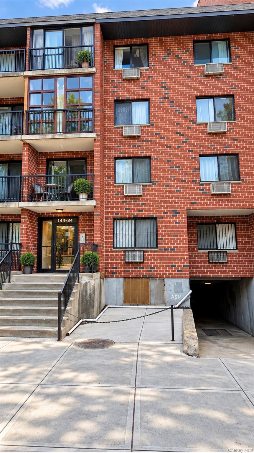 144-34 37th Avenue Unit 201, Flushing NY 11354