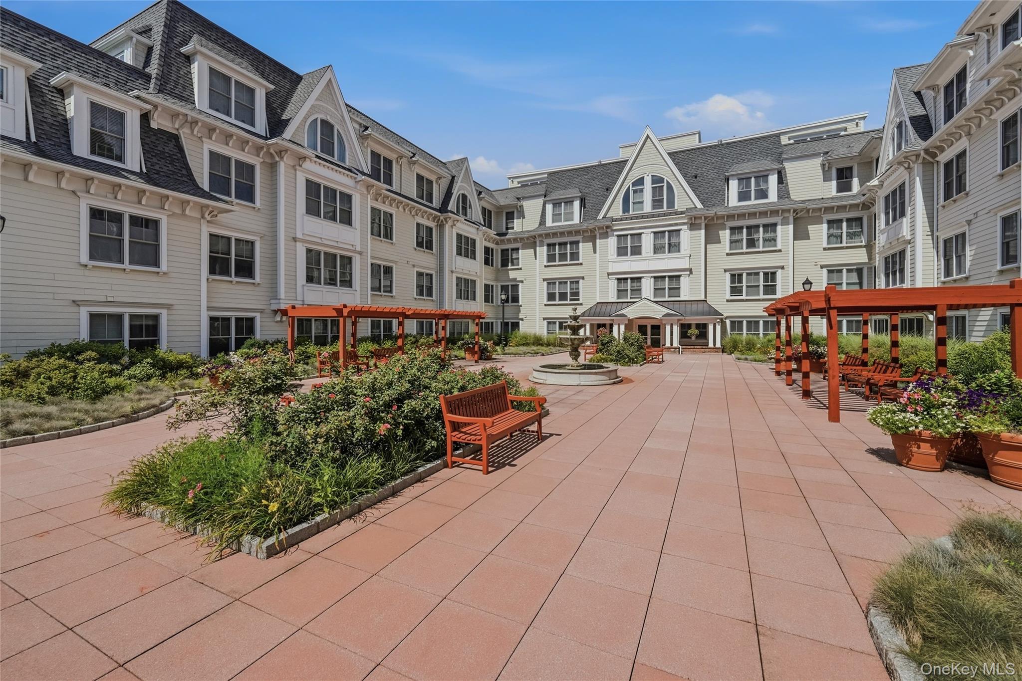 225 Stanley Avenue Unit 107, Mamaroneck NY 10543