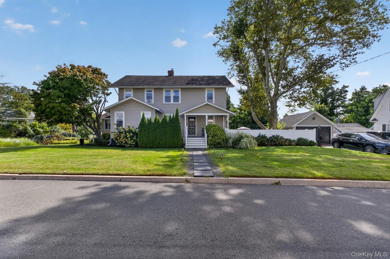 5 Franklin Avenue, Glen Cove NY 11542