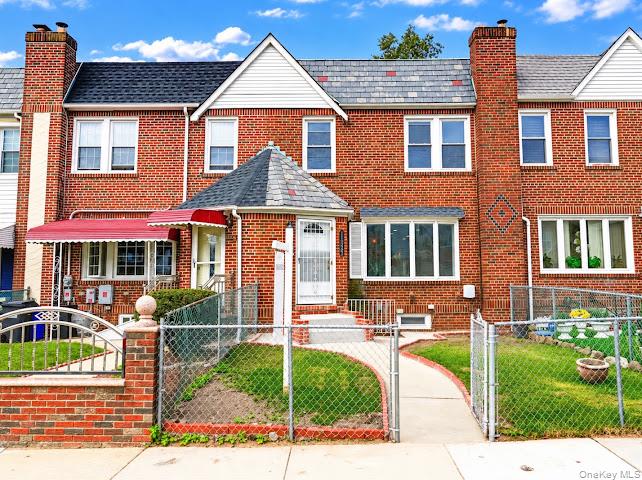 113-22 204th Street, Saint Albans NY 11412