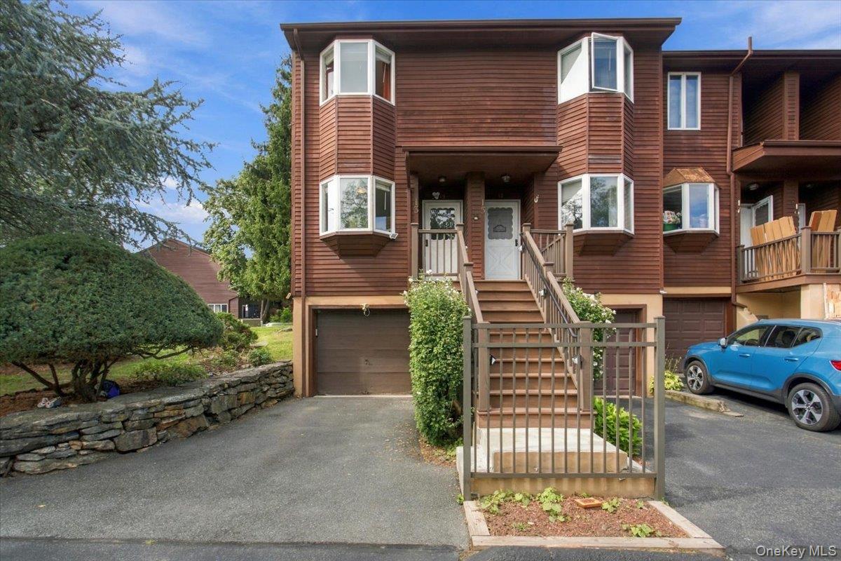 13 Knoll View, Ossining NY 10562